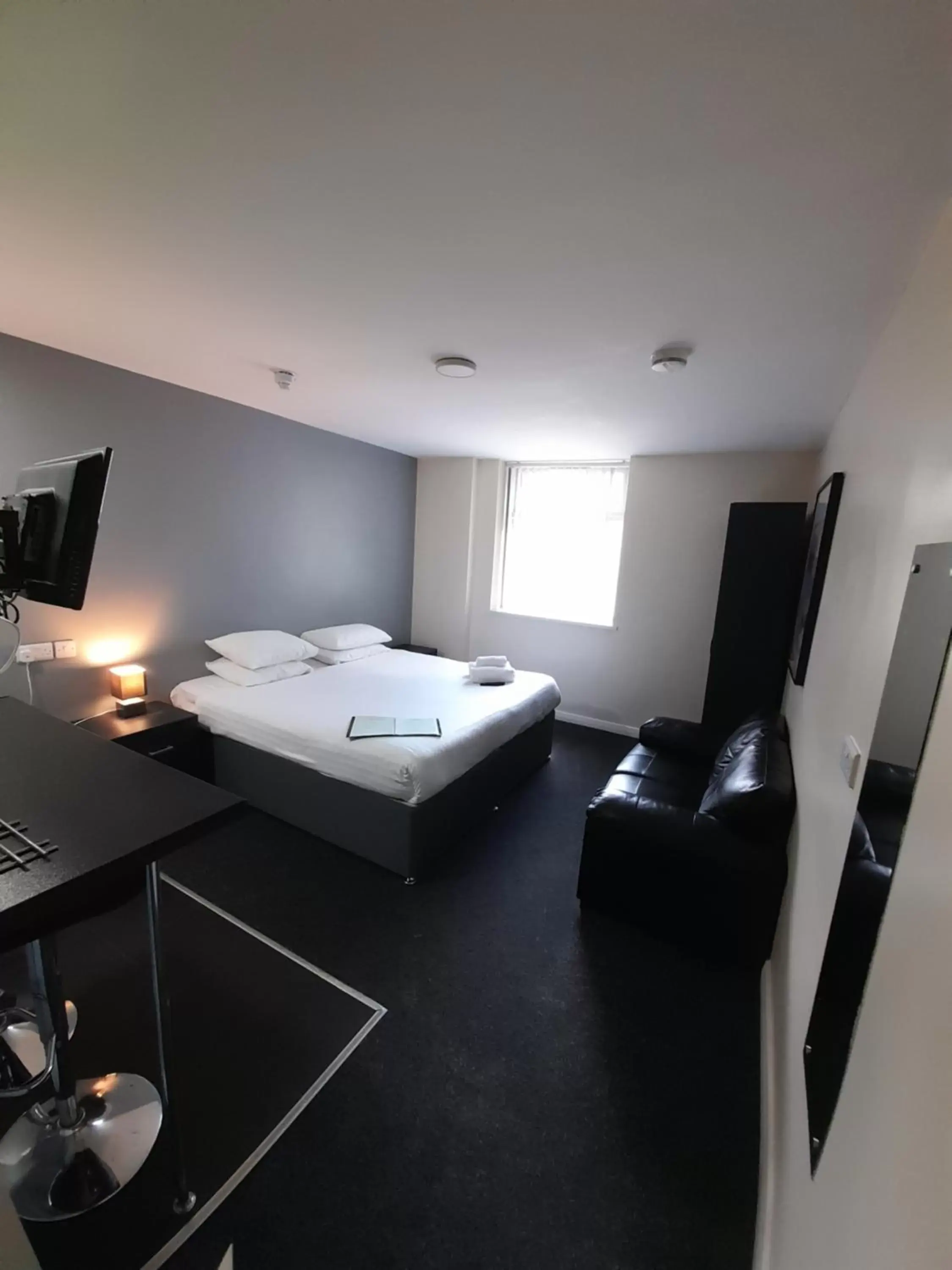 Bedroom in Lymedale Suites Studios & Aparthotel in NEWCASTLE UNDER LYME & STOKE