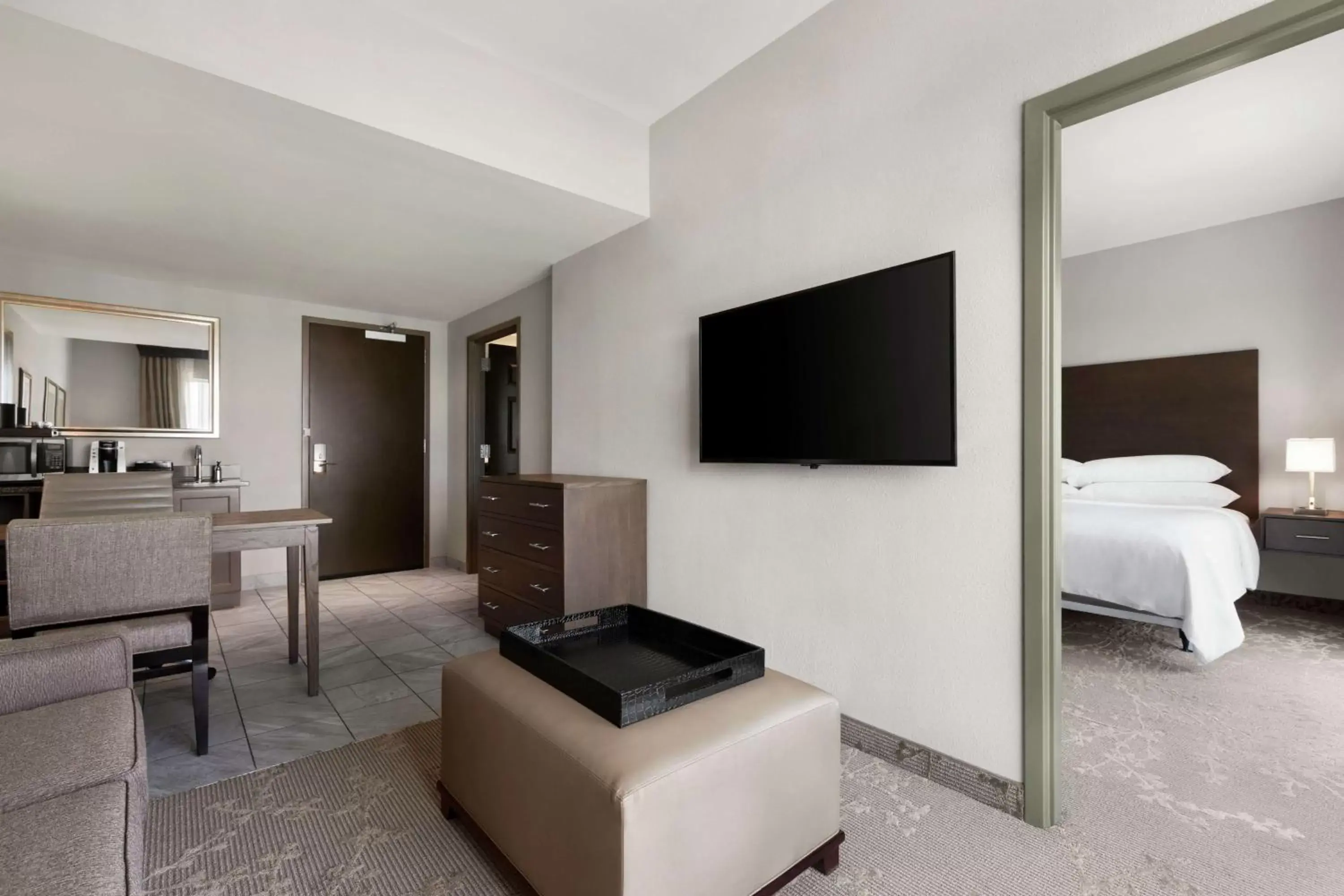 One-Bedroom King Suite - Hearing Accessible in Embassy Suites Charlotte/Ayrsley One-Bedroom King Suite - Hearing Accessible in Embassy Suites Charlotte/Ayrsley