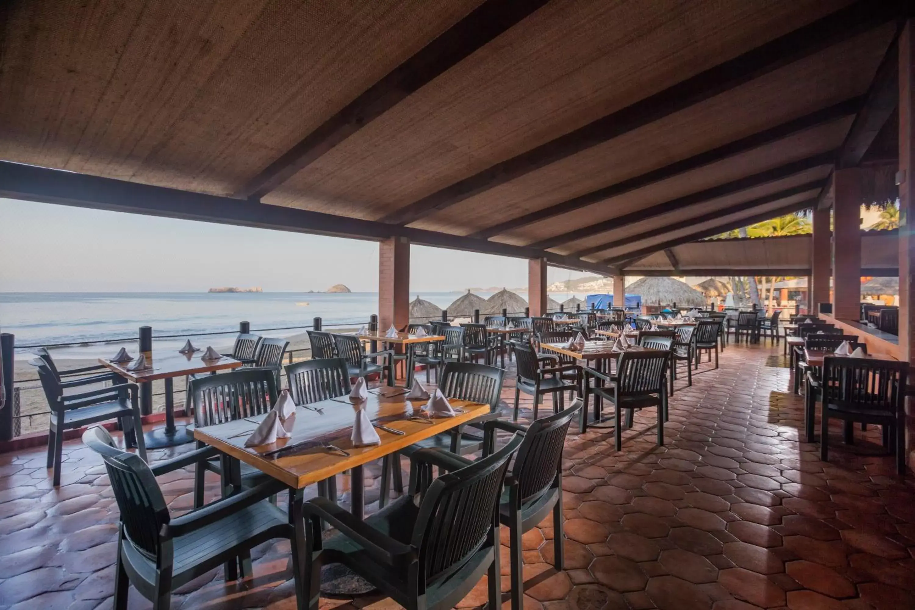 Restaurant/Places to Eat in Holiday Inn Resort Ixtapa All-Inclusive, an IHG Hotel