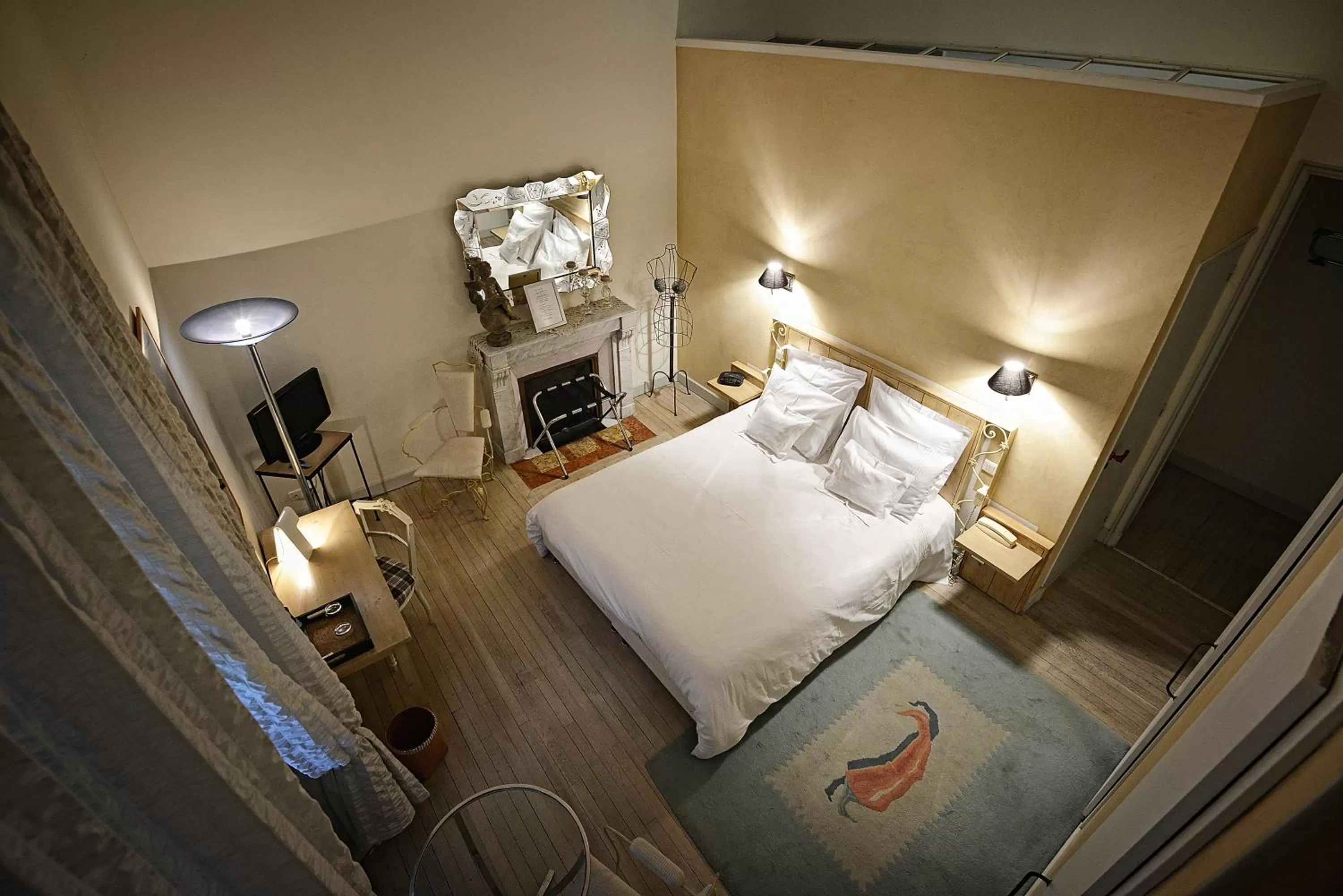 Bed in Hotel Le Clos Raymi