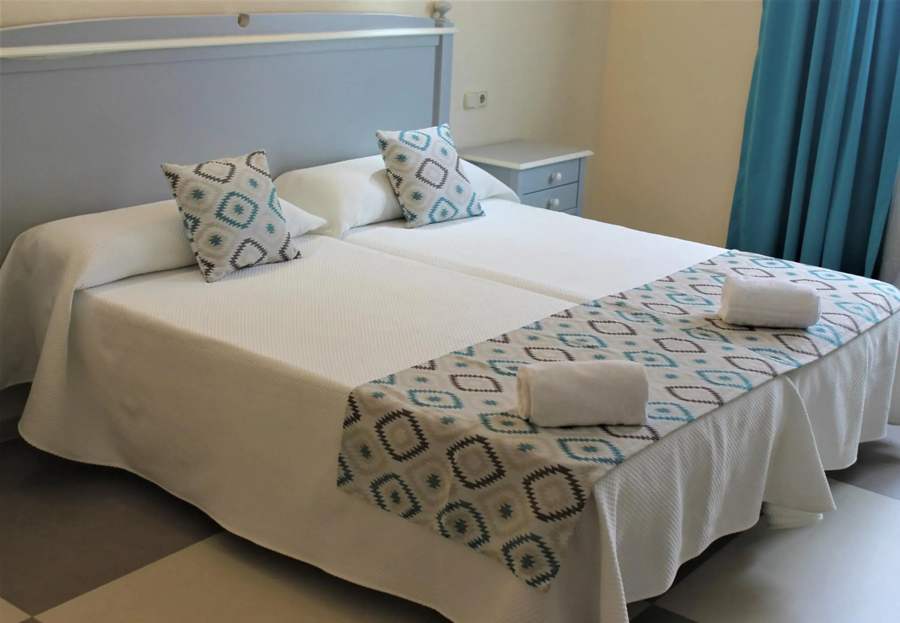 Bed in Hotel Playa Sol