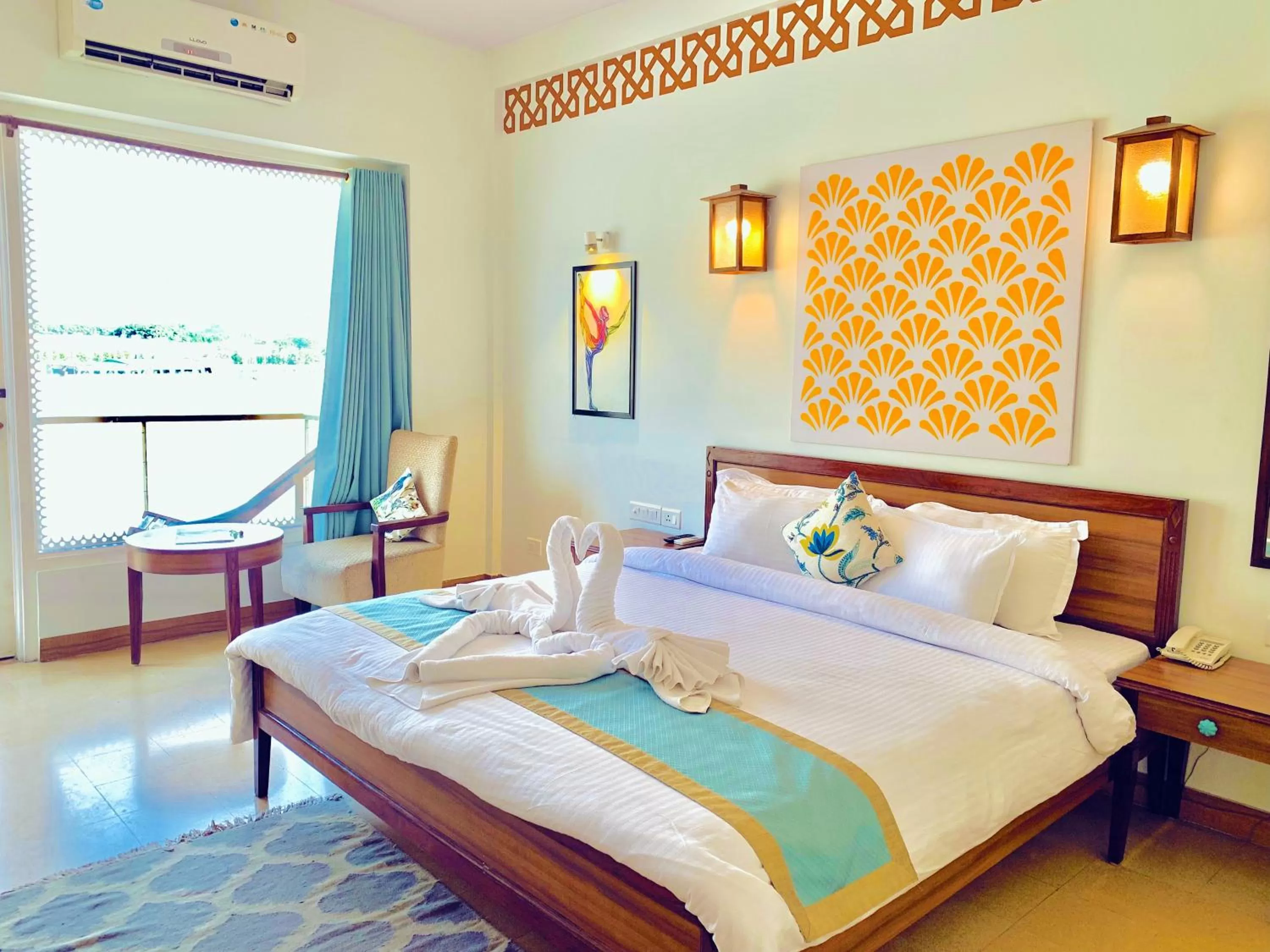 Photo of the whole room, Bed in Yog Niketan By Sanskriti