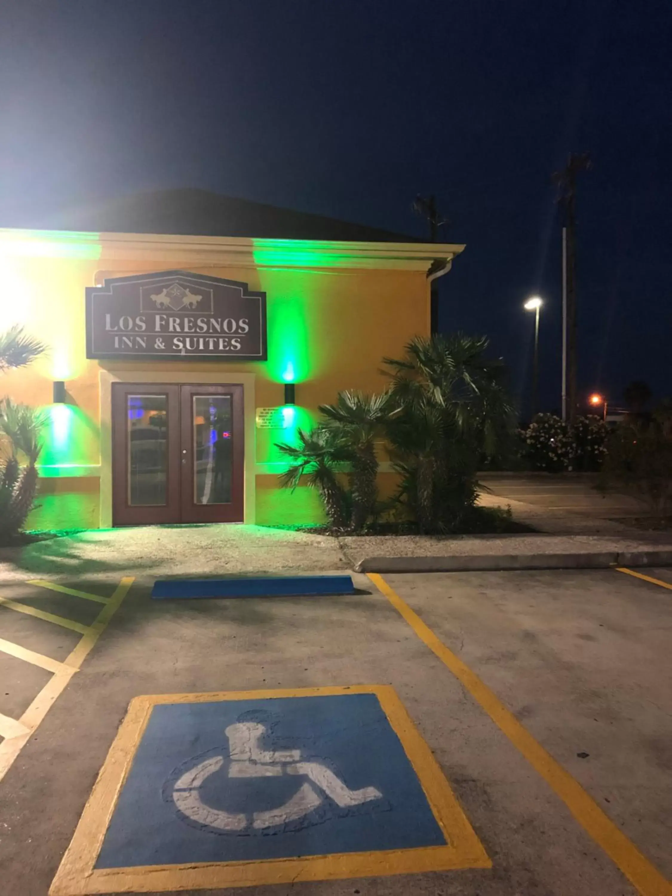 Los Fresnos Inn and Suites