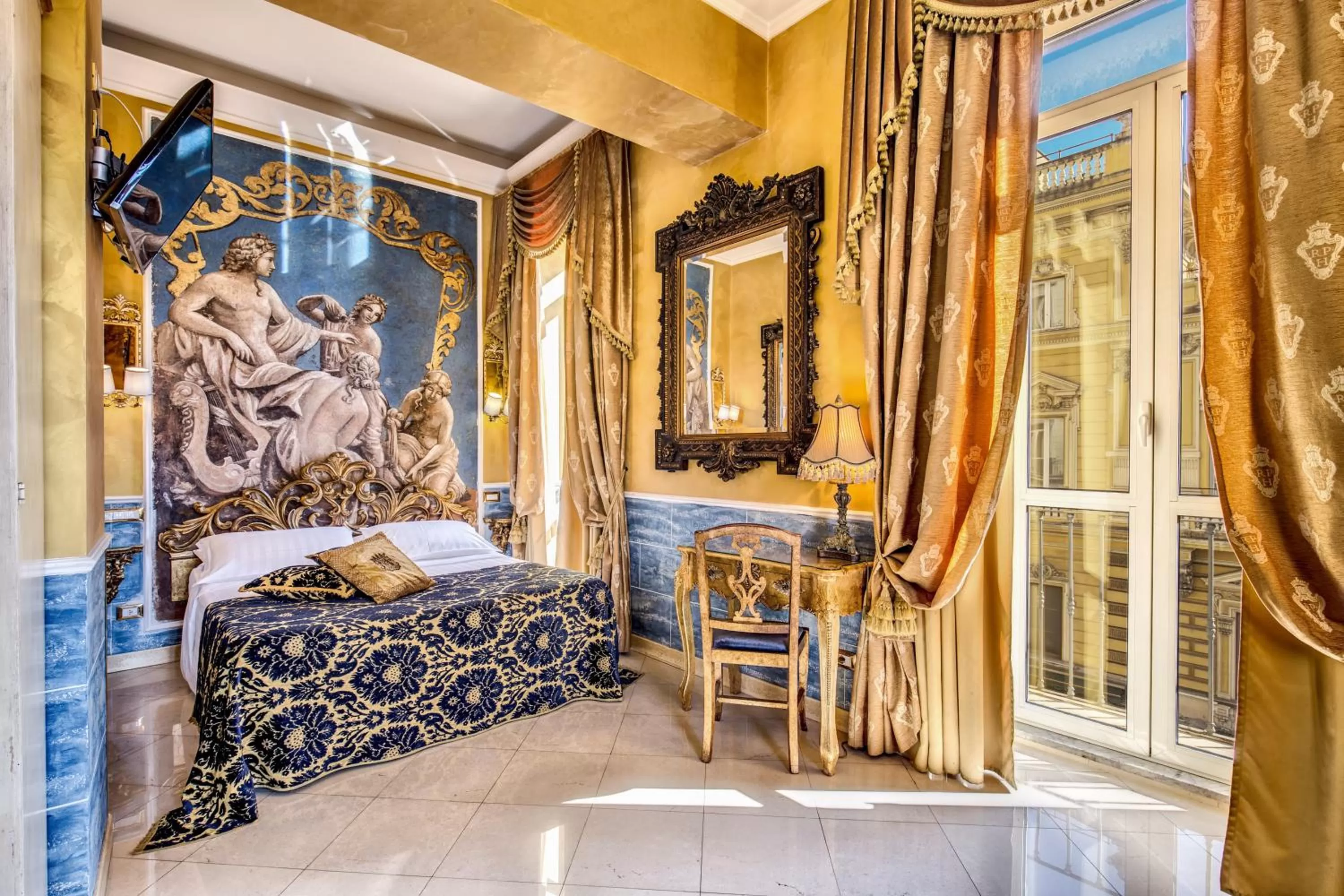 Junior Suite in Romanico Palace Luxury Hotel & SPA