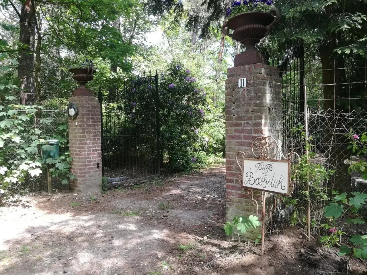 Property logo or sign in Bosgeluk