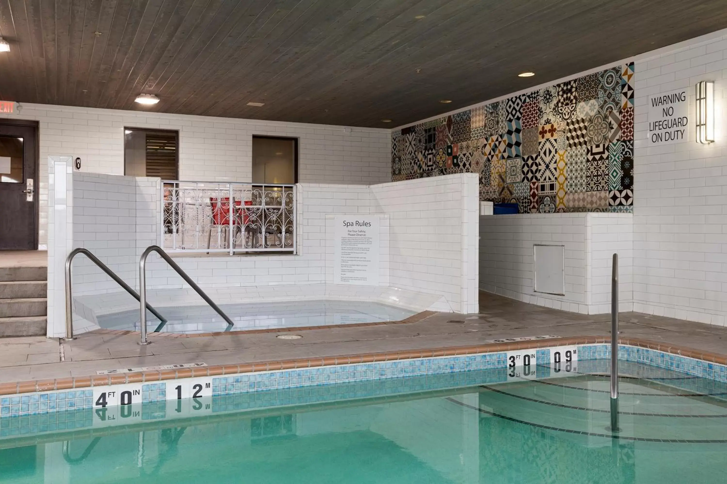 Swimming Pool in Holiday Inn - Bloomington W MSP Airport Area, an IHG Hotel