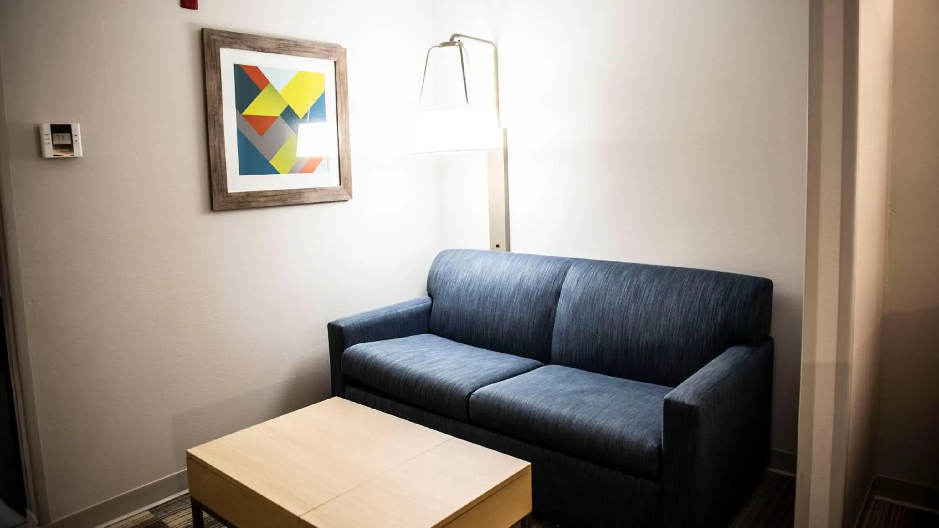 King Suite in Holiday Inn Express Hotel & Suites Sedalia by IHG King Suite in Holiday Inn Express Hotel & Suites Sedalia by IHG