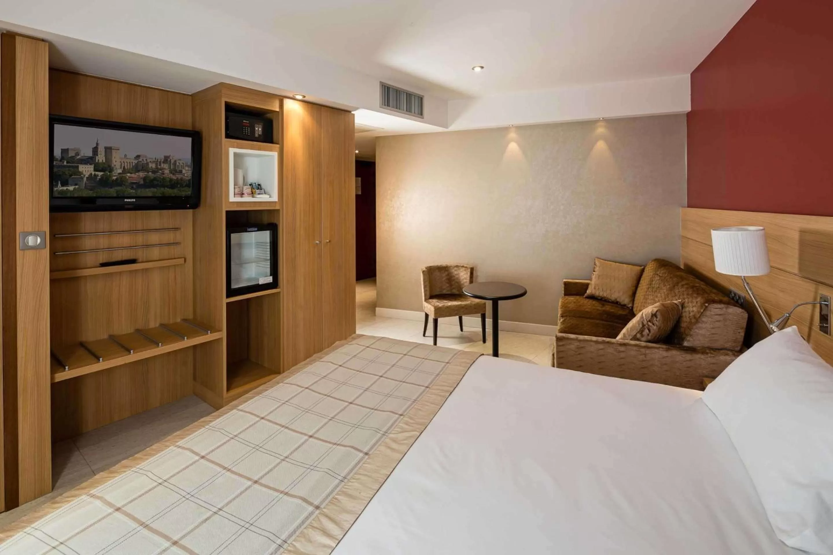 Photo of the whole room, Bed in Best Western Plus Le Lavarin