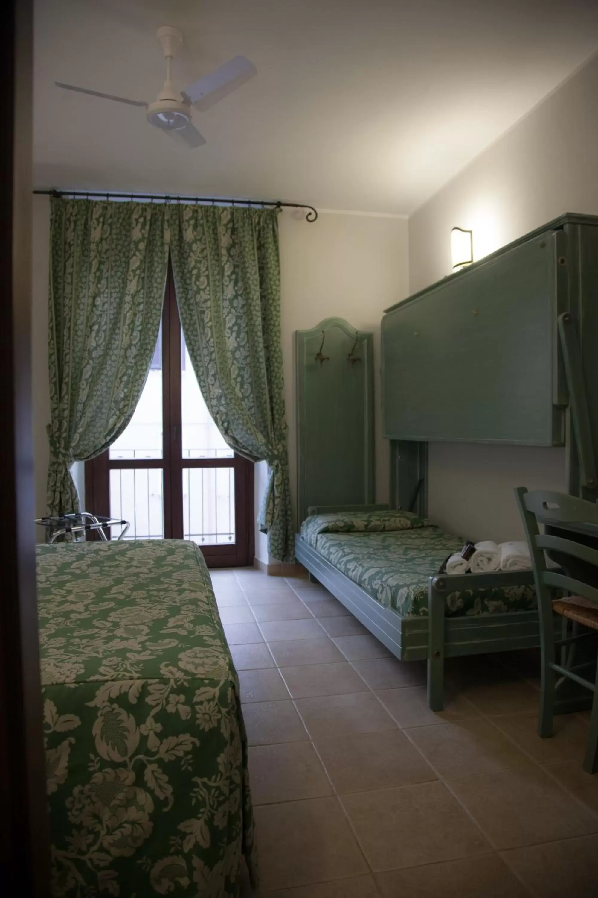 Triple Room with Balcony in Hotel Il Tiglio