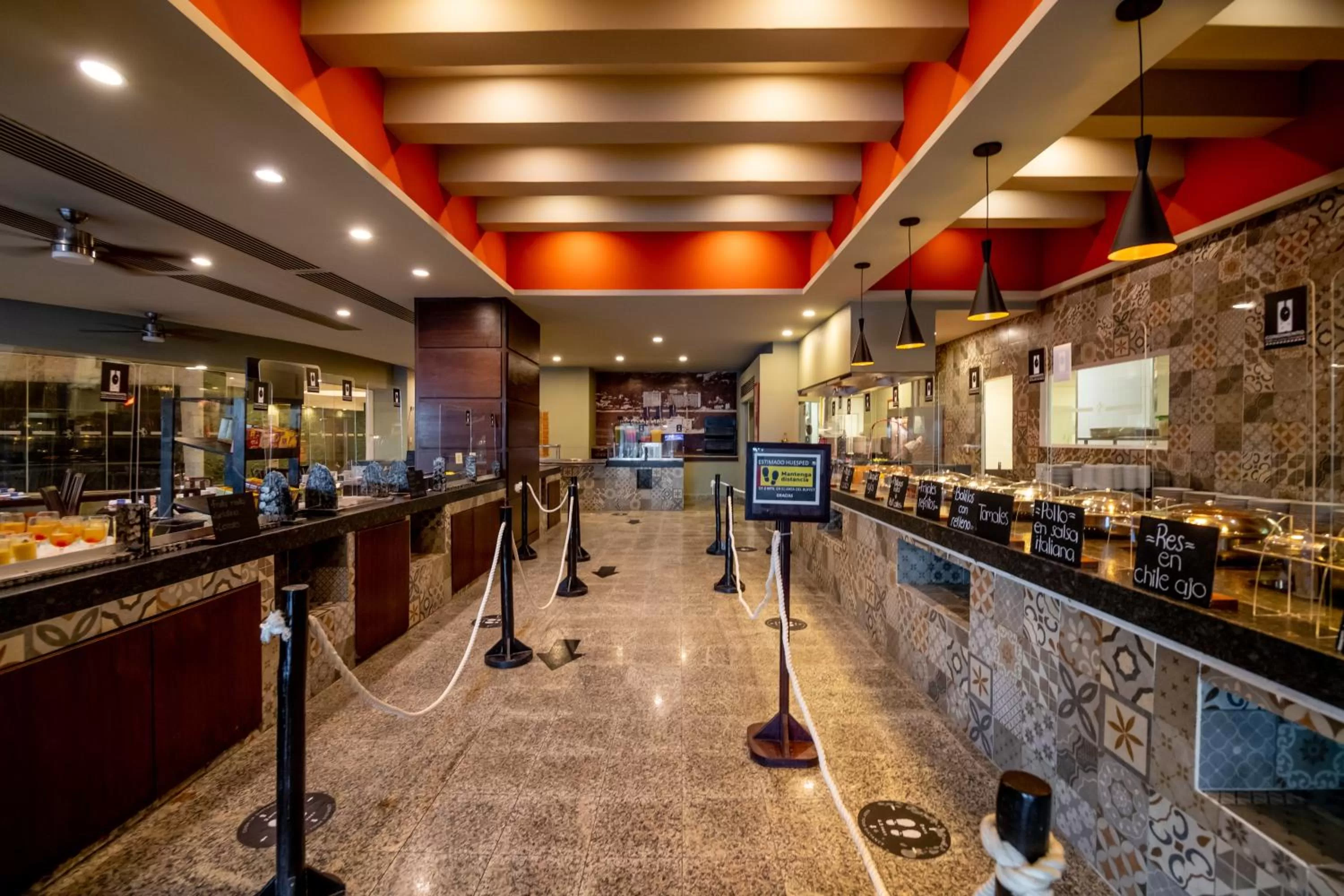 Restaurant/places to eat in Emporio Acapulco