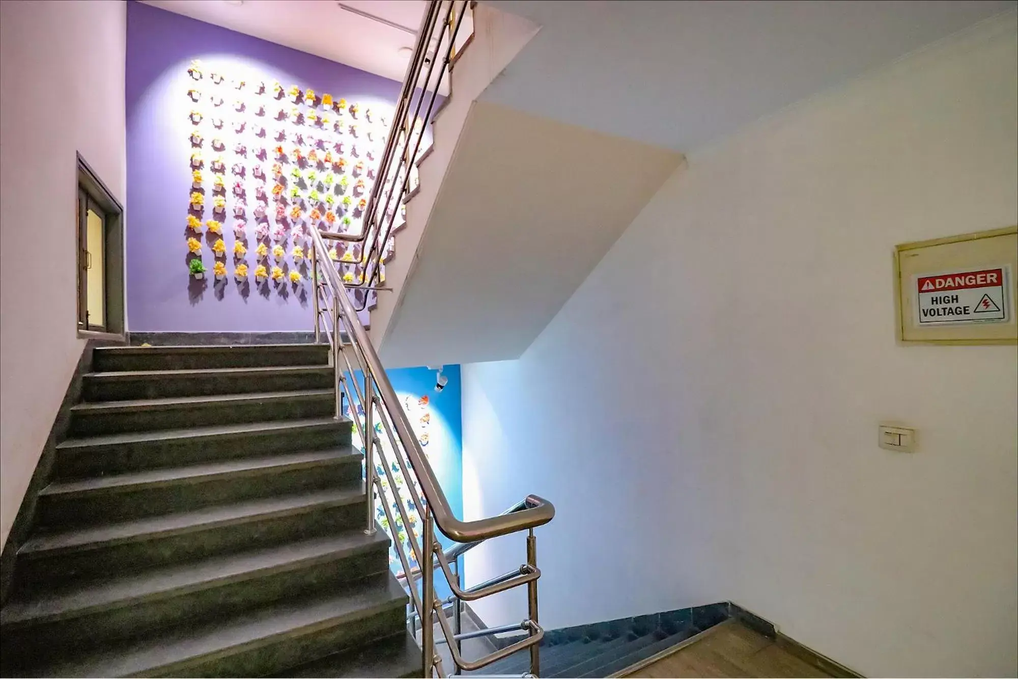 Lobby or reception in FabHotel Chattarpur Enclave - Opposite Tivoli Garden Lobby or reception in FabHotel Chattarpur Enclave - Opposite Tivoli Garden