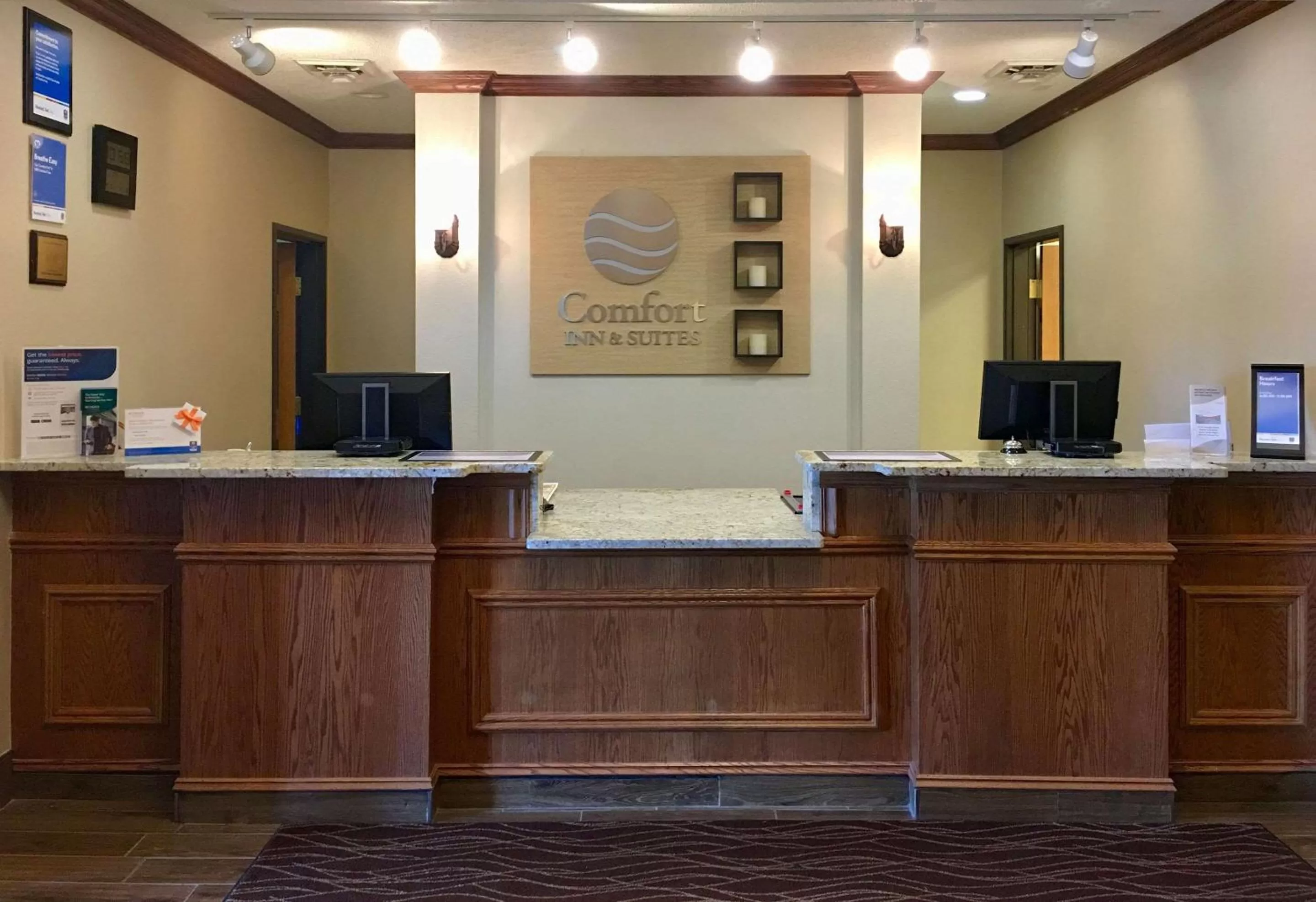 Lobby or reception in Comfort Inn & Suites