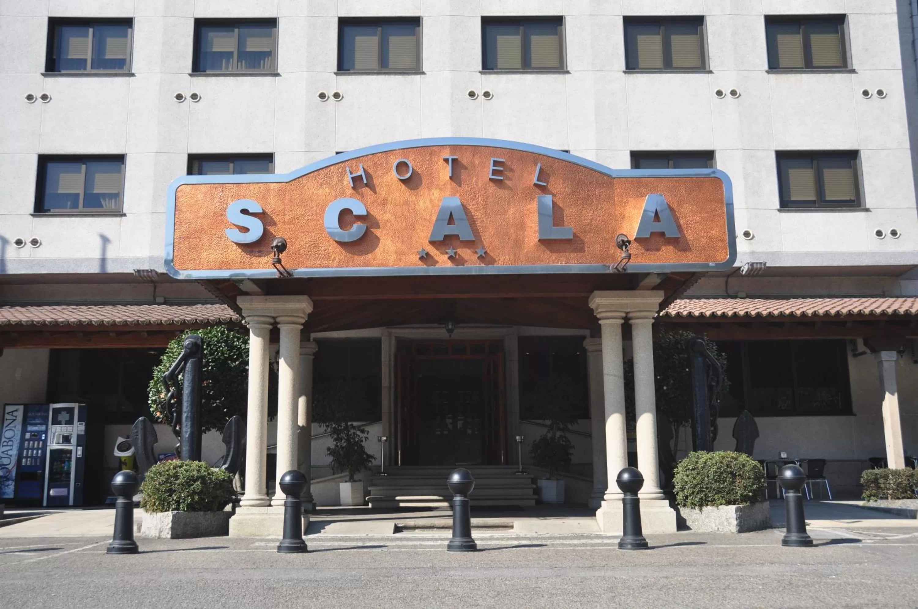 Facade/entrance in Hotel Scala