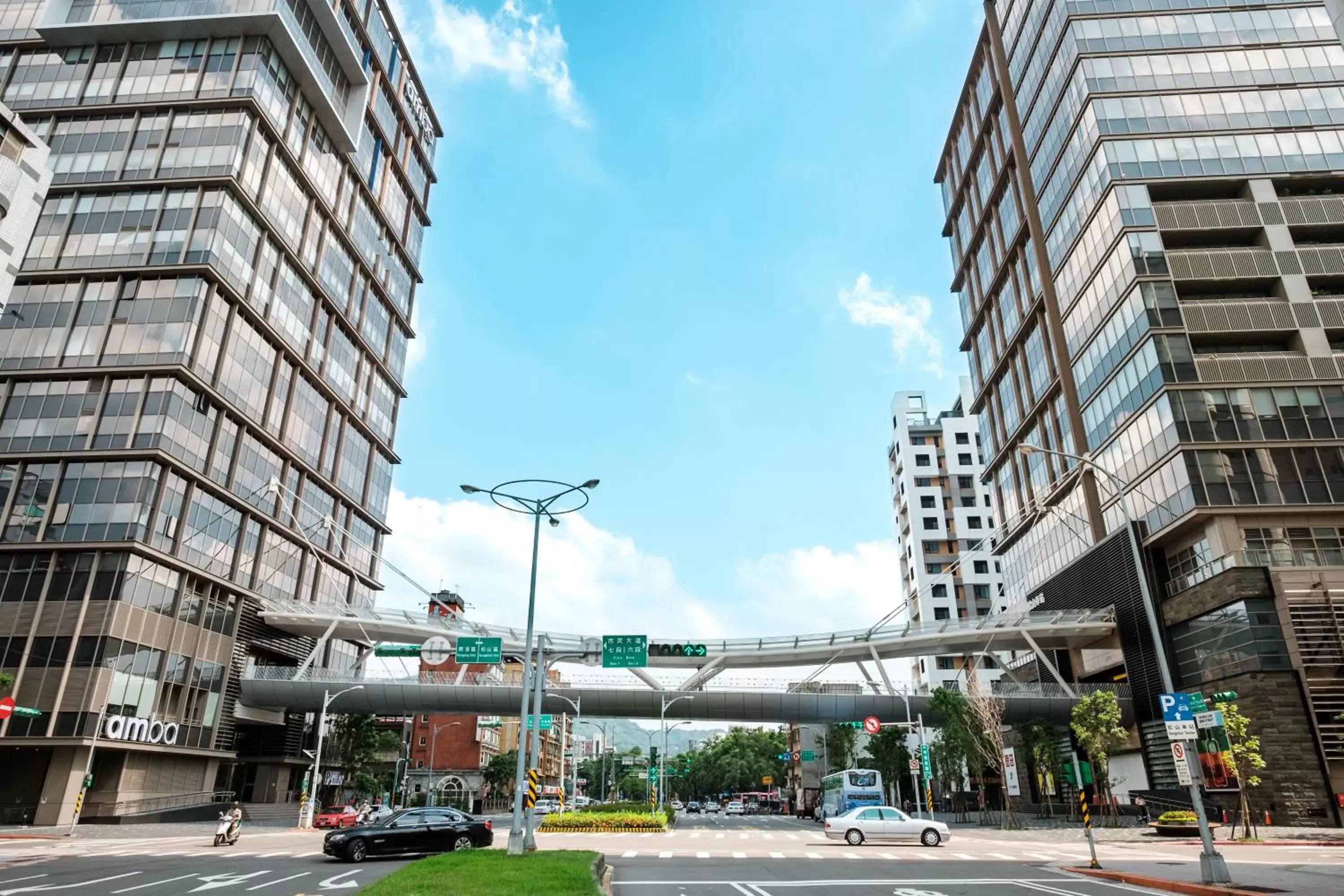 Property building in amba Taipei Songshan Property building in amba Taipei Songshan