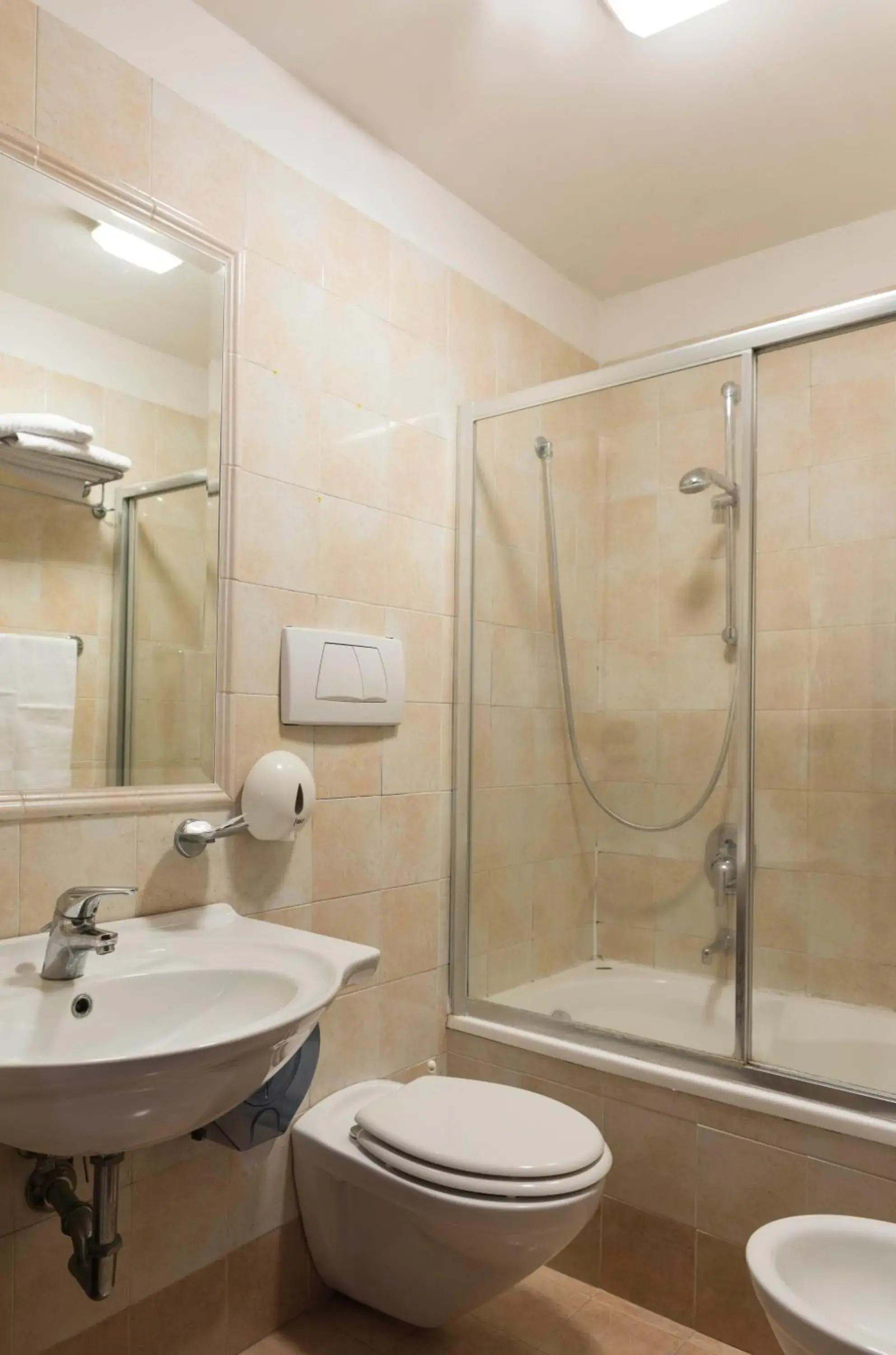 Bathroom in Stromboli Hotel