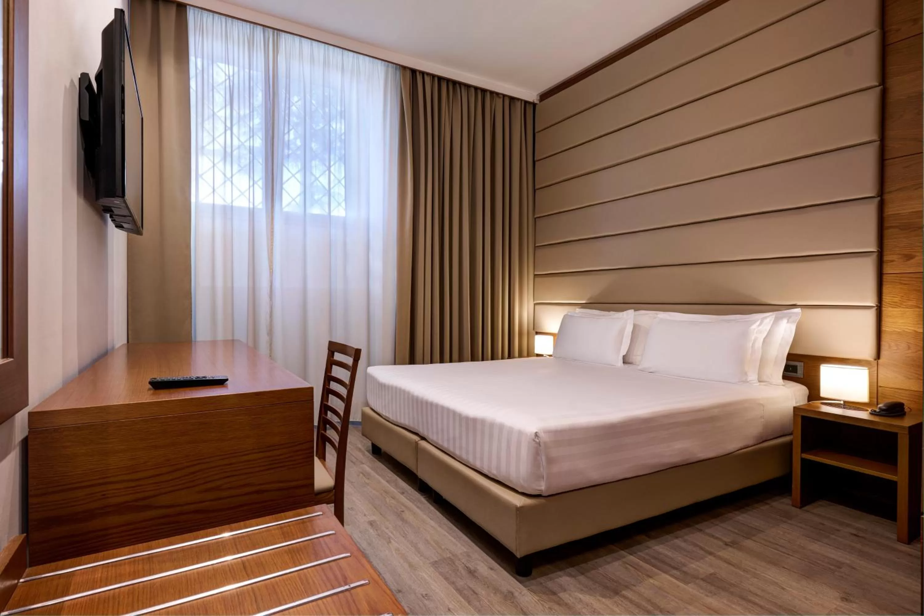 TV and multimedia, Bed in Occidental Aurelia