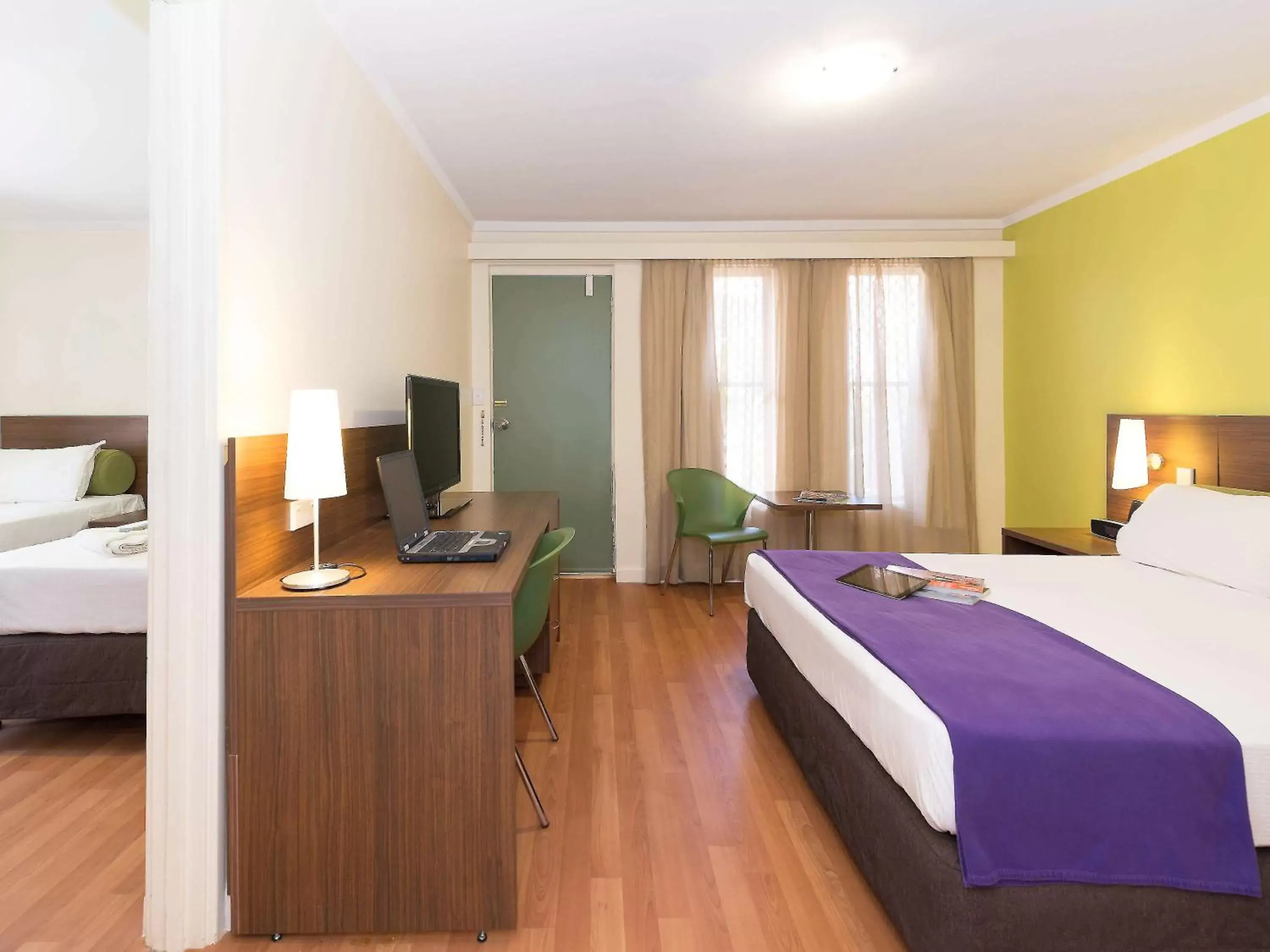 Photo of the whole room in Ibis Styles Karratha