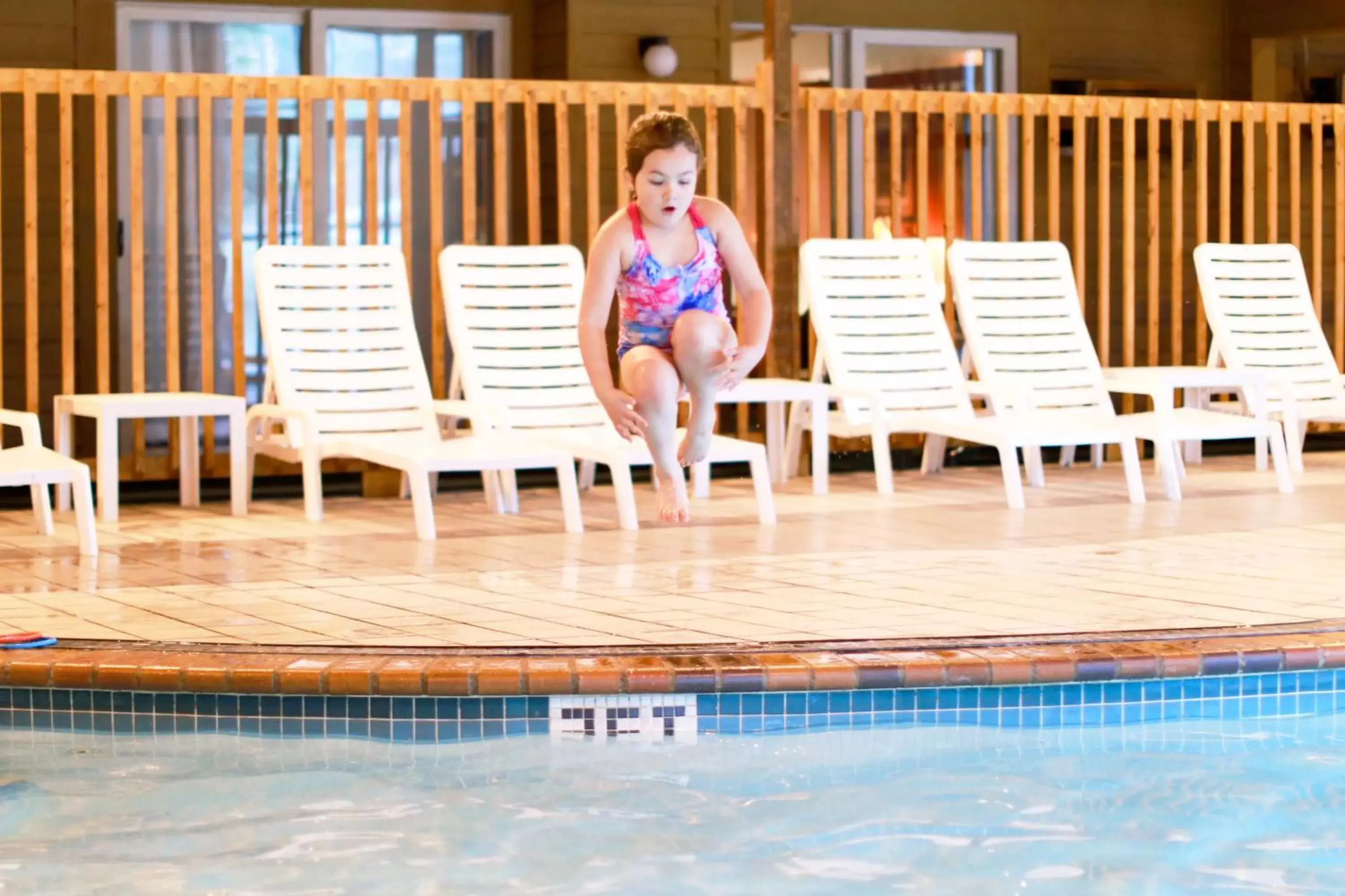 Activities, Swimming Pool in Superior Shores