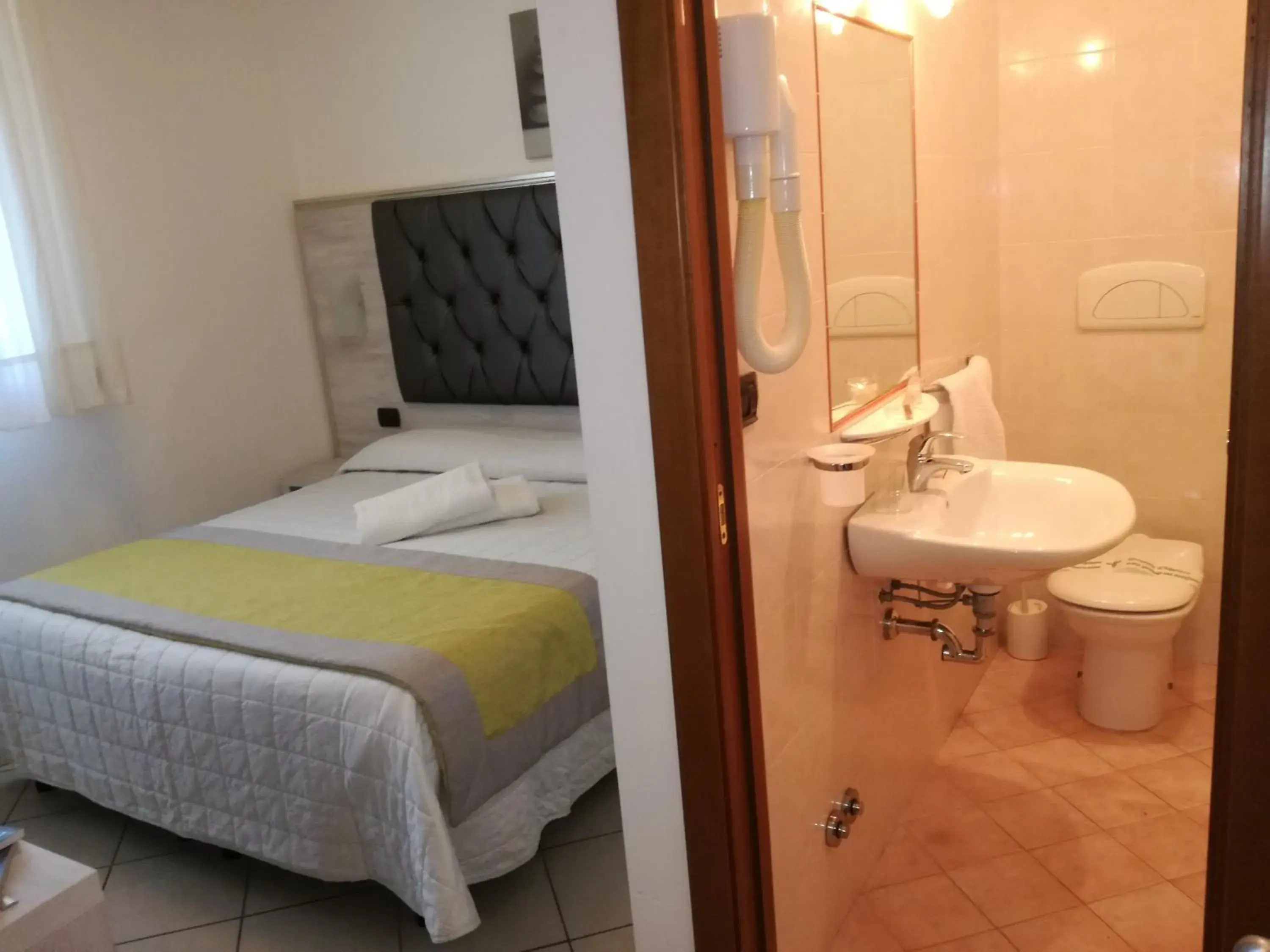 Photo of the whole room, Bathroom in Hotel Playa