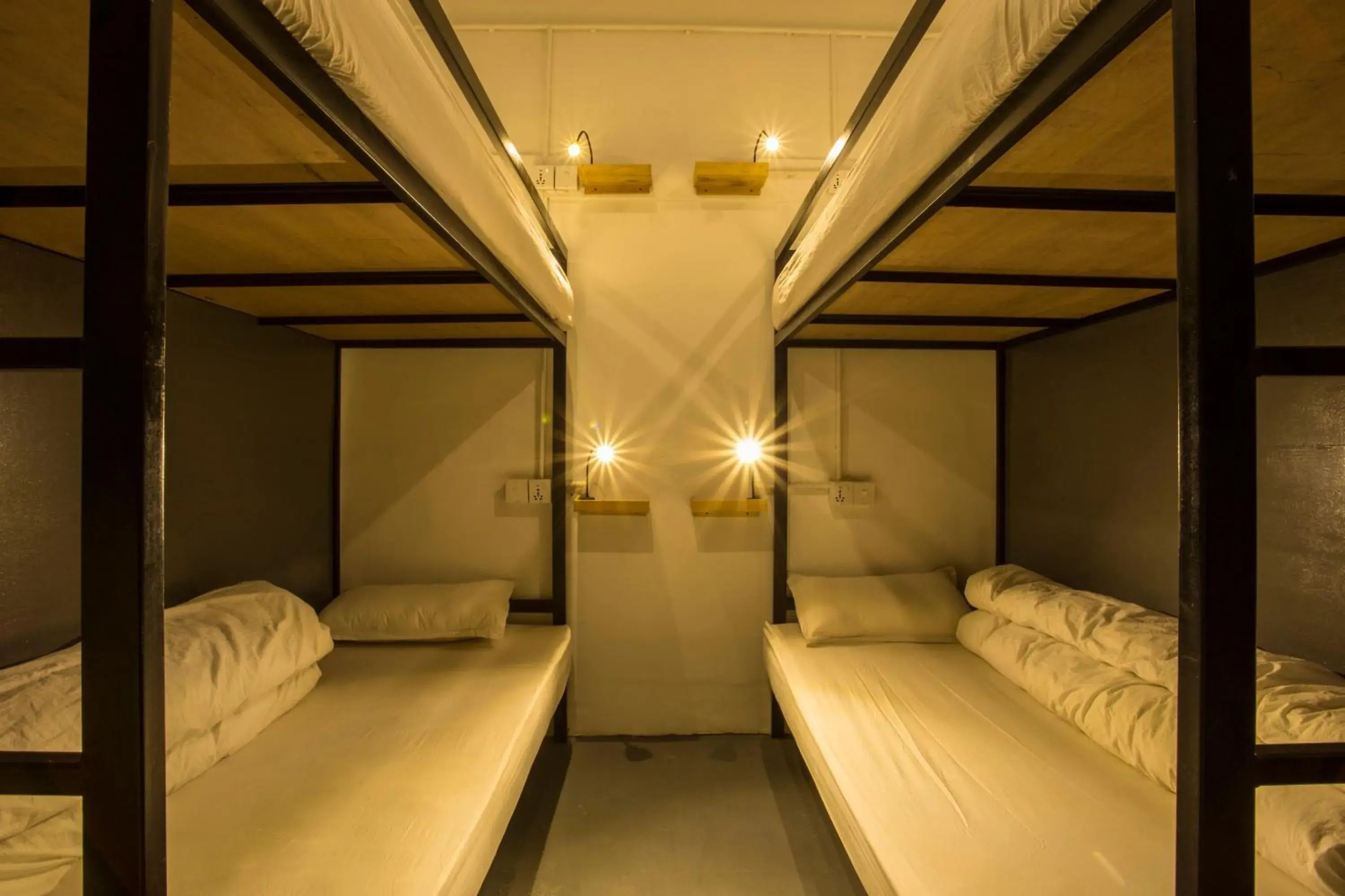 bunk bed, Bed in Yakety Yak Hostel bunk bed, Bed in Yakety Yak Hostel