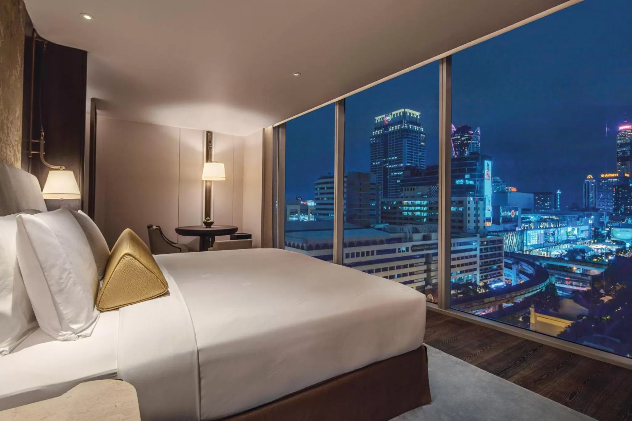 Bedroom, Bed in Waldorf Astoria Bangkok