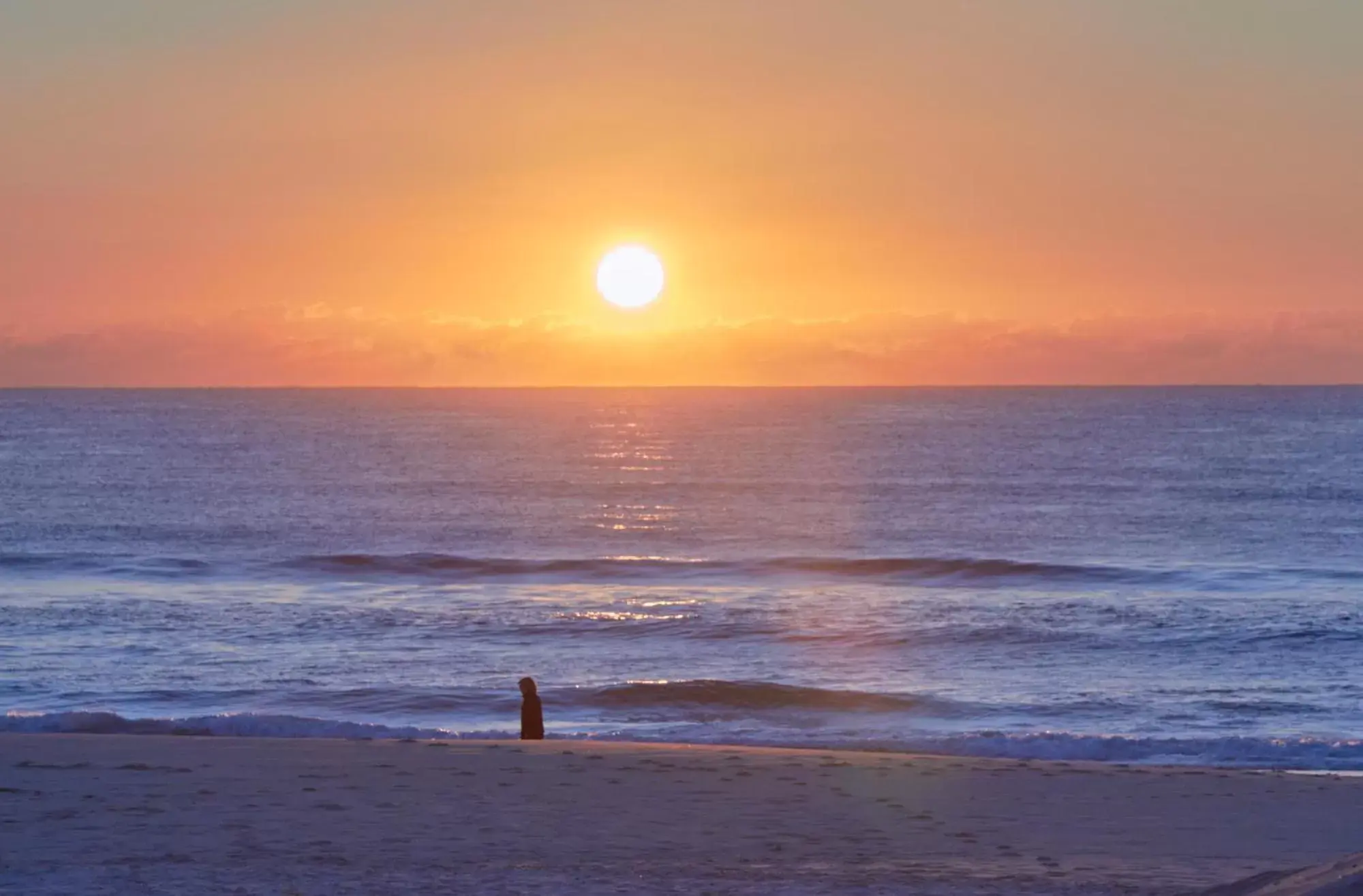 Sunrise/Sunset in Albatross North Apartments