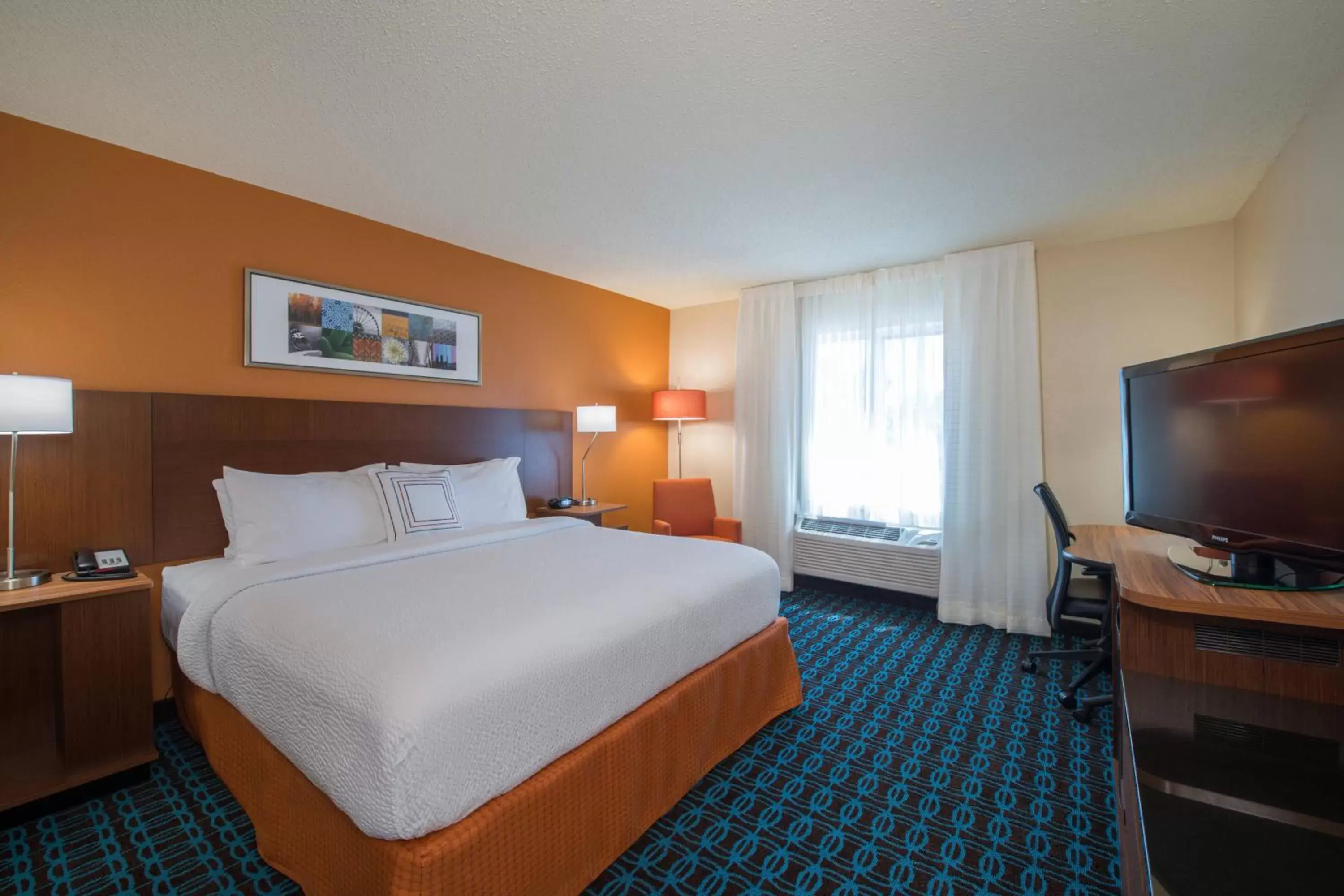 Photo of the whole room, Bed in Fairfield Inn & Suites Dallas Lewisville