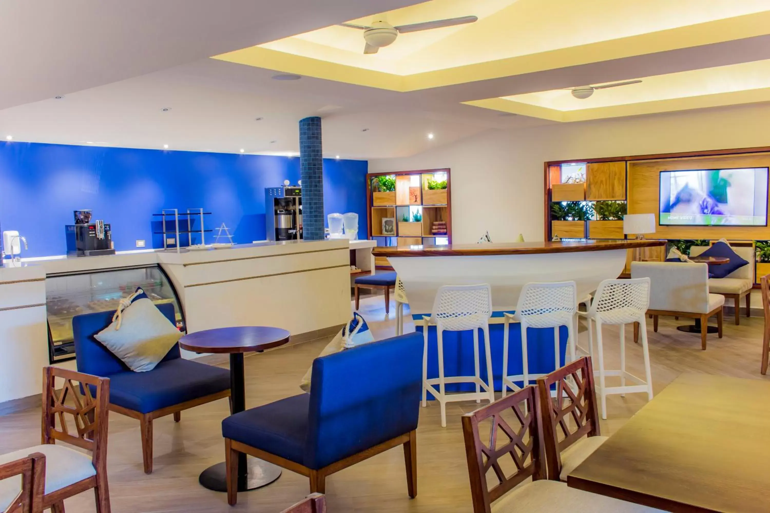 Restaurant/Places to Eat in Plaza Pelicanos Club Beach Resort All Inclusive