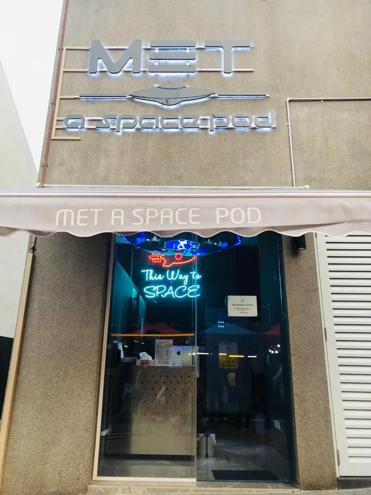 Facade/entrance in MET A Space Pod @ Arab Street