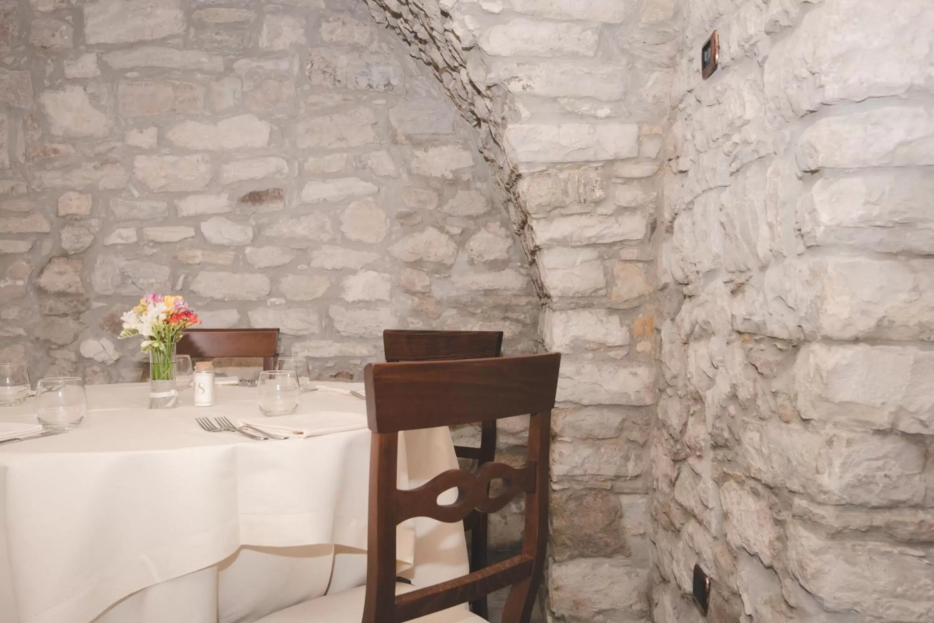 Restaurant/Places to Eat in Il Vecchio Frantoio