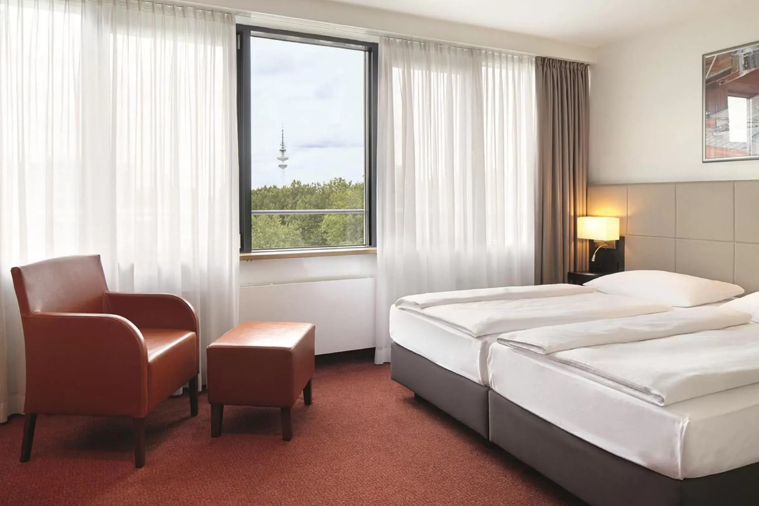 Photo of the whole room in Hotel Hafen Hamburg