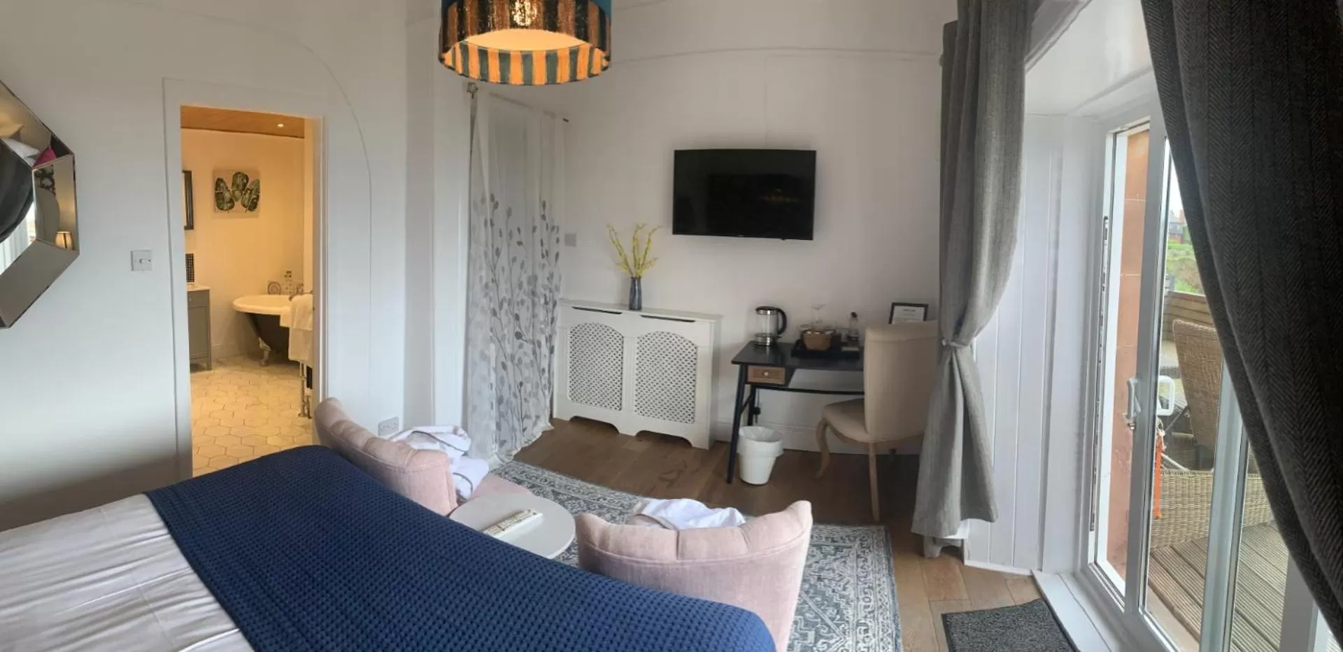 Hot Tub in Bayswell Park Hotel