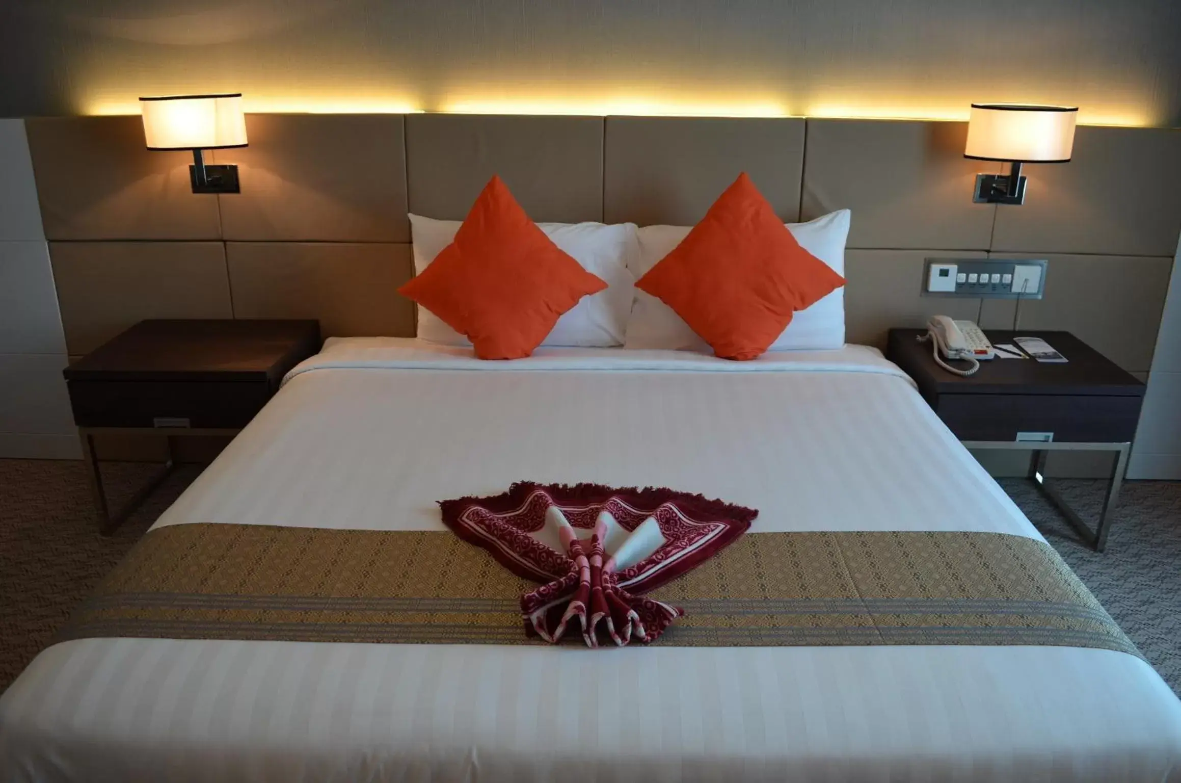 Bed in Raia Hotel & Convention Centre Alor Setar