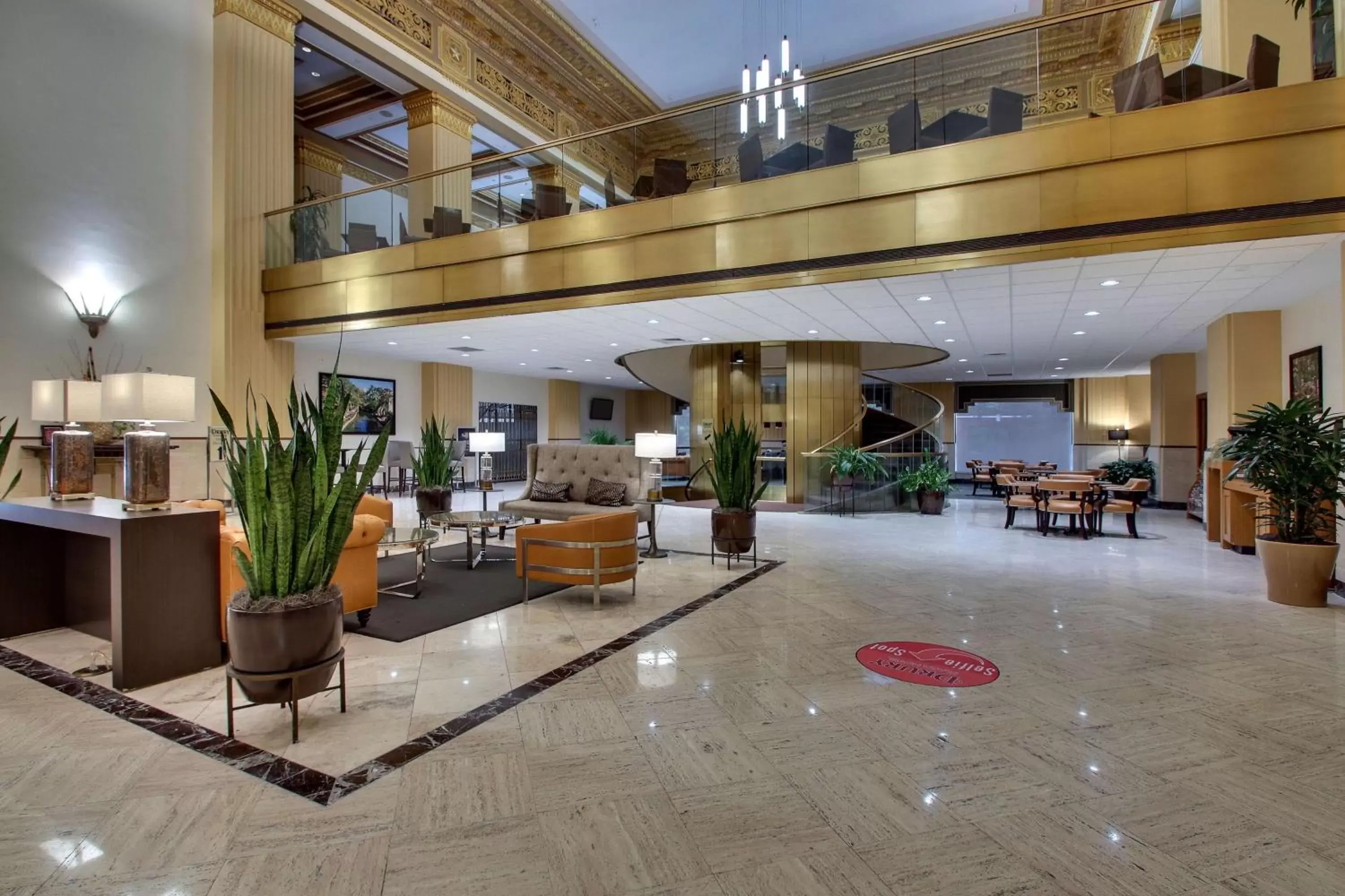 Lobby or reception in Drury Plaza Hotel San Antonio Riverwalk