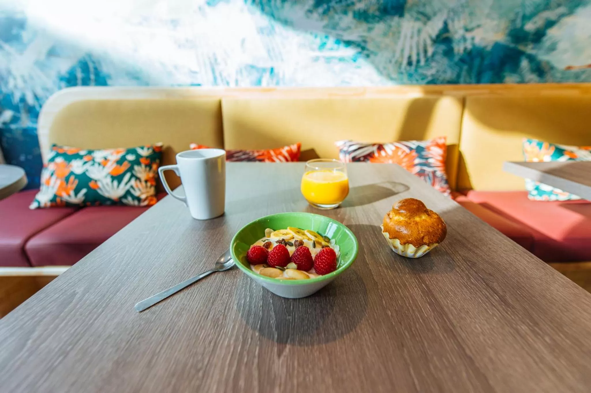Breakfast in ibis Styles Antibes