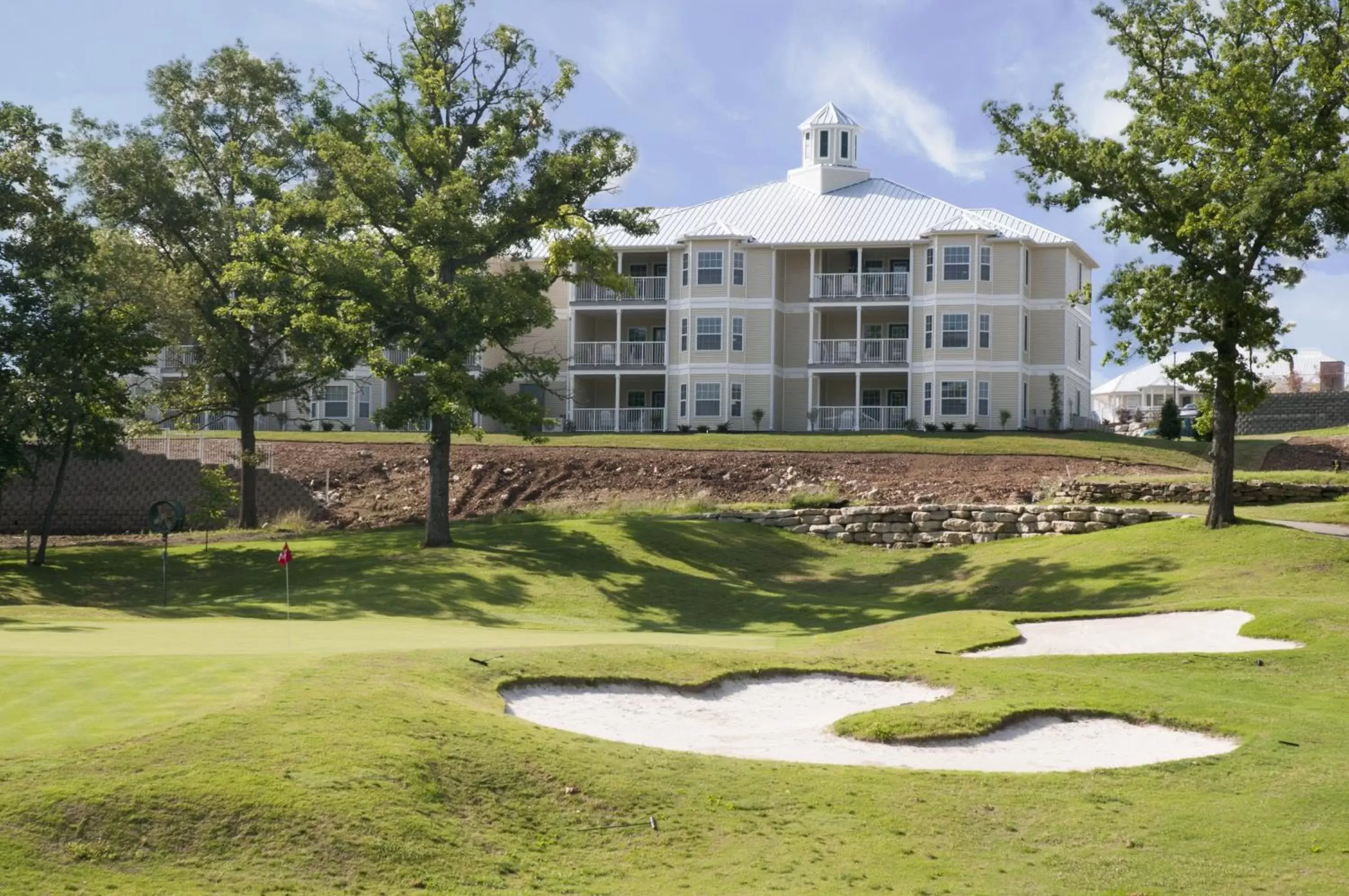 Property Building in Holiday Inn Club Vacations Holiday Hills Resort at Branson an IHG Hotel