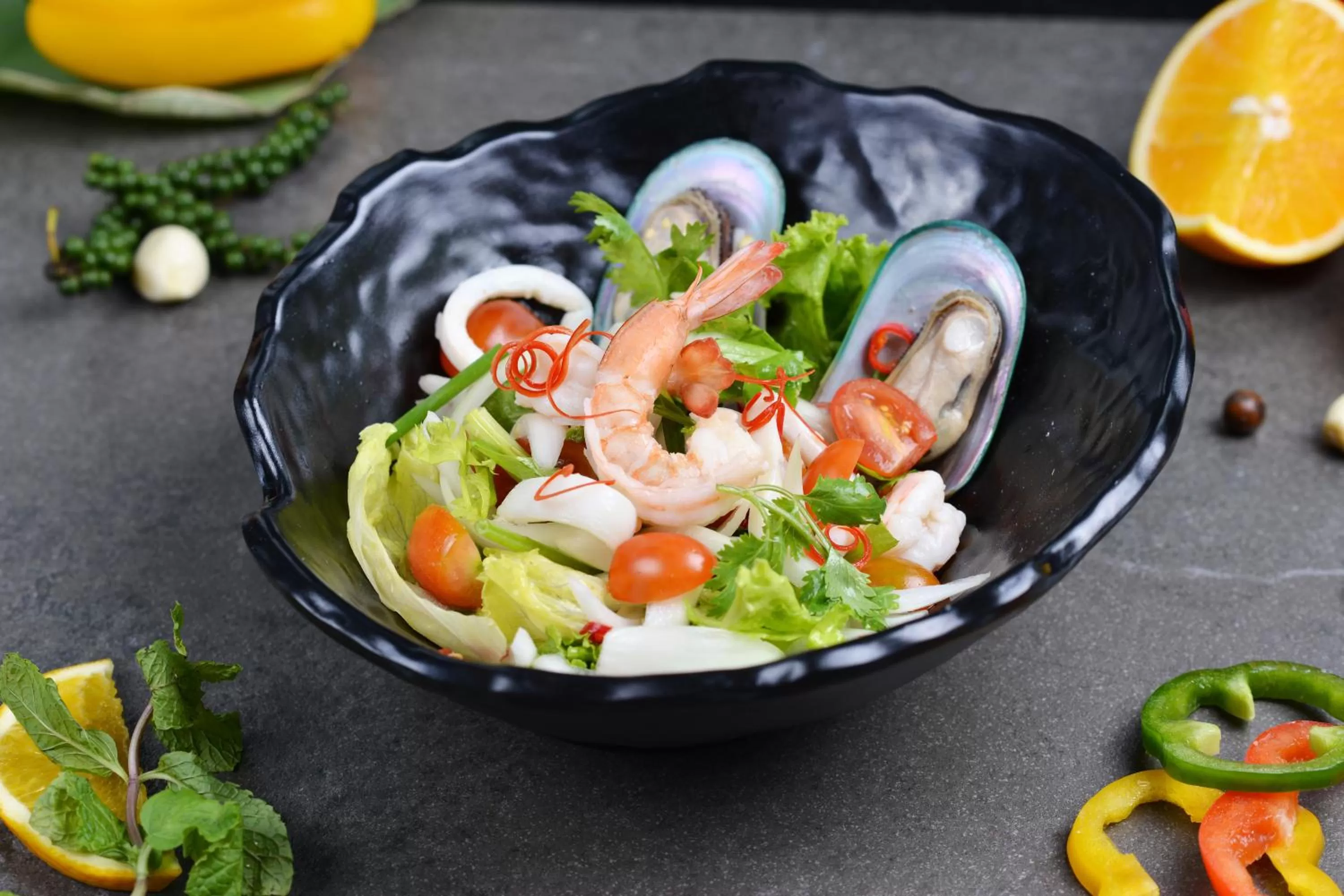 Food in Villa De Khaosan by Chillax