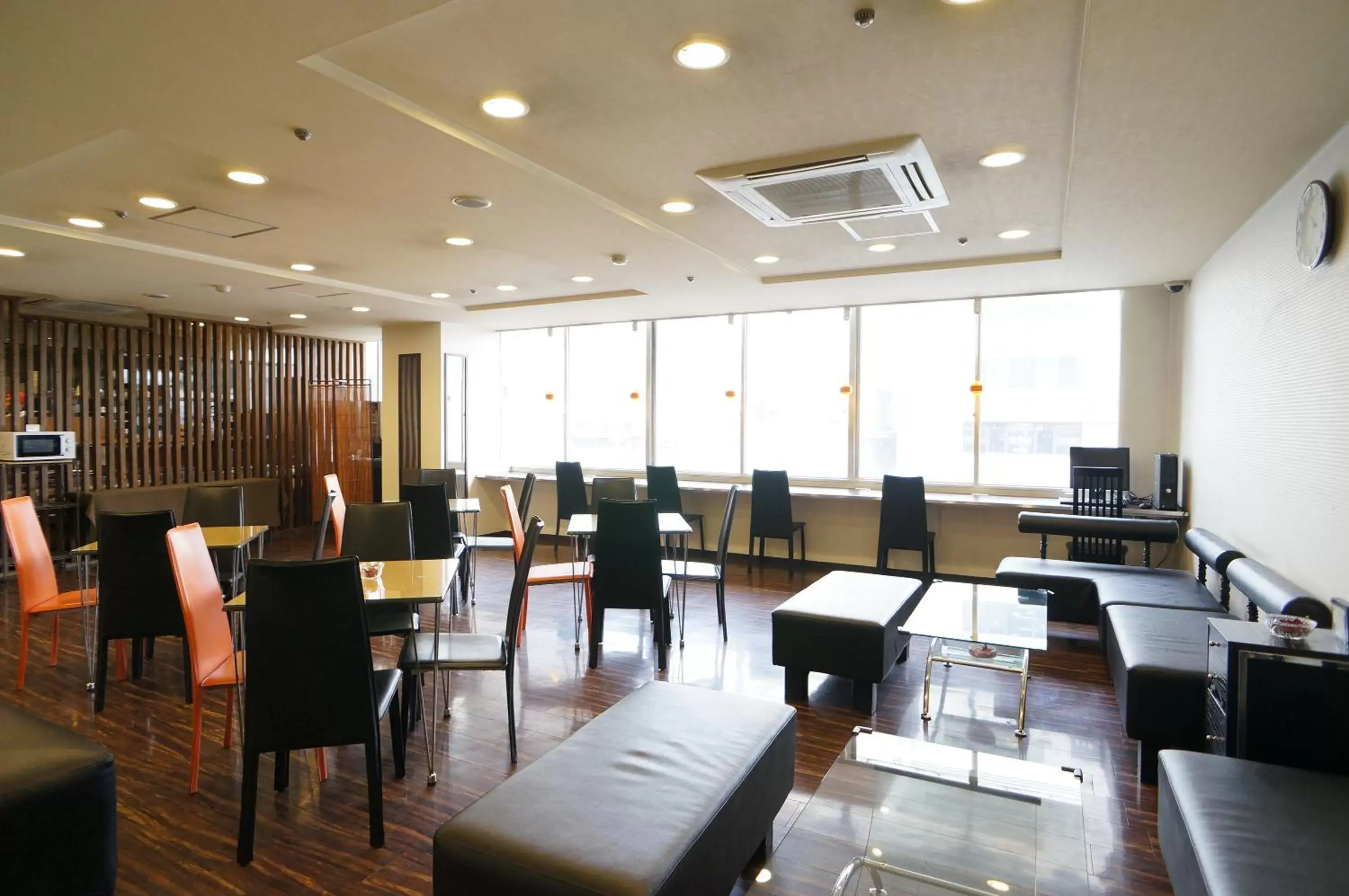 Lobby or reception, Restaurant/Places to Eat in Green Rich Hotel Kagoshima Tenmonkan