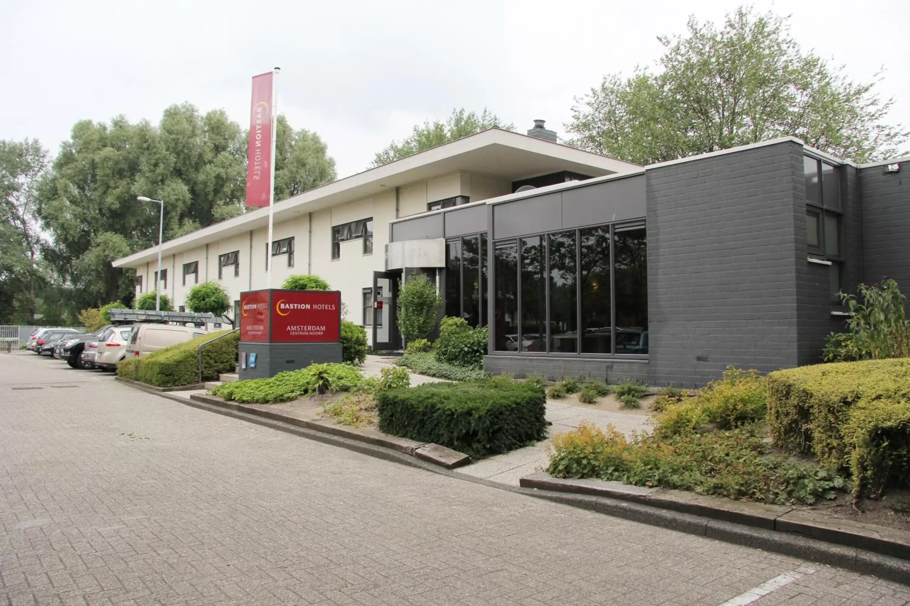 Facade/entrance in Bastion Hotel Amsterdam Noord Facade/entrance in Bastion Hotel Amsterdam Noord