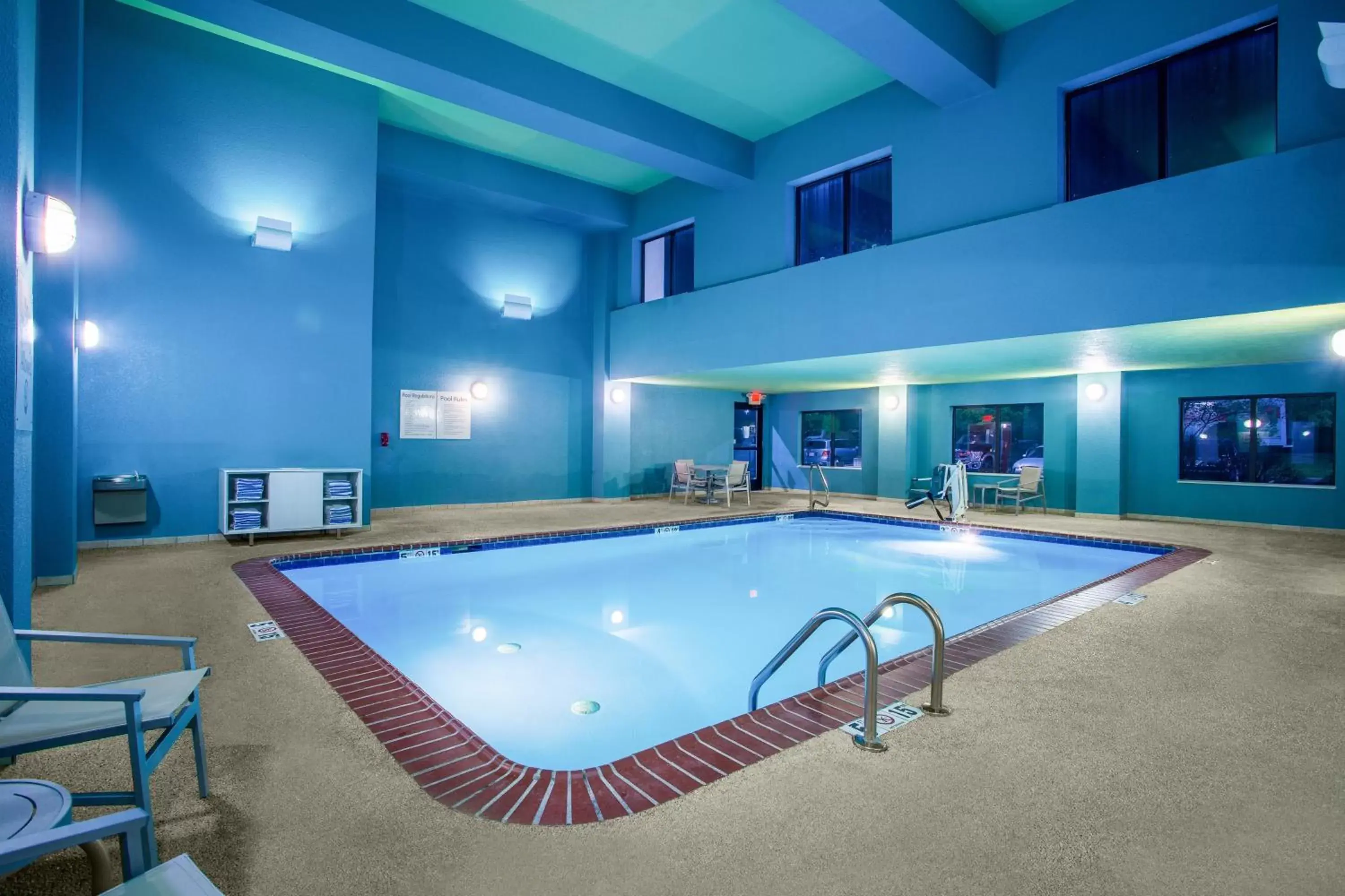 Swimming Pool in Holiday Inn Express Hotel & Suites Lewisburg, an IHG Hotel