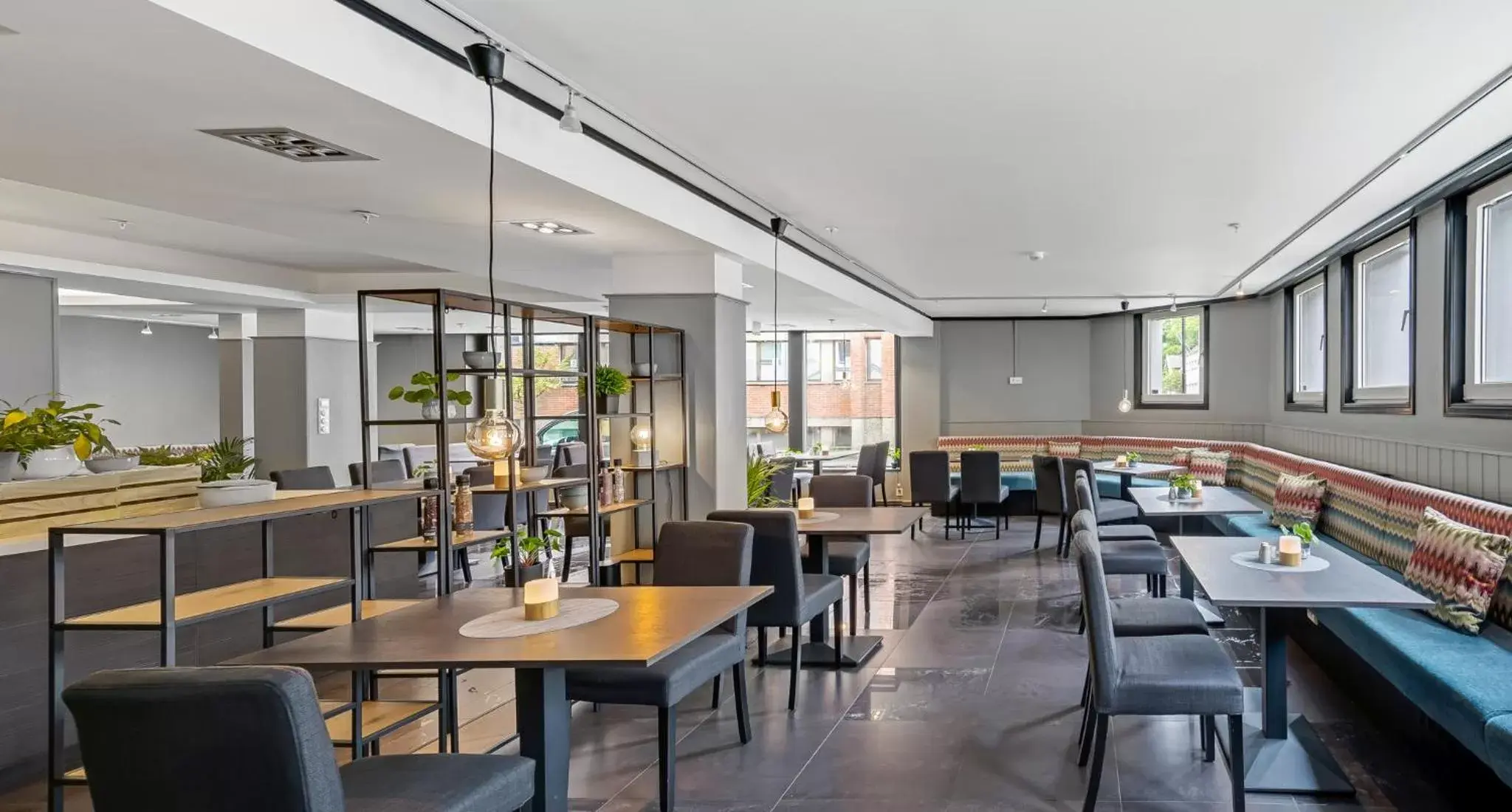 Restaurant/Places to Eat in Sure Hotel by Best Western Haugesund