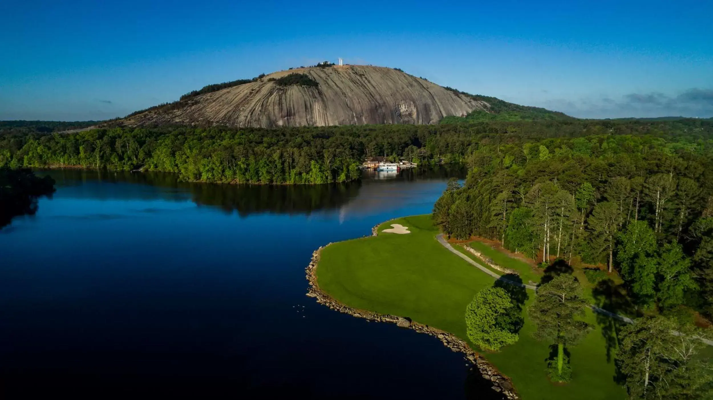 Golfcourse, Bird's-eye View in The Inn at Stone Mountain Park