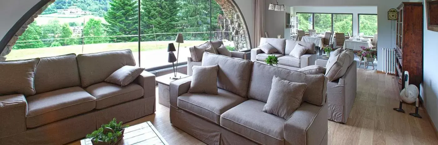 Living room, Seating Area in Hotelet Del Bac