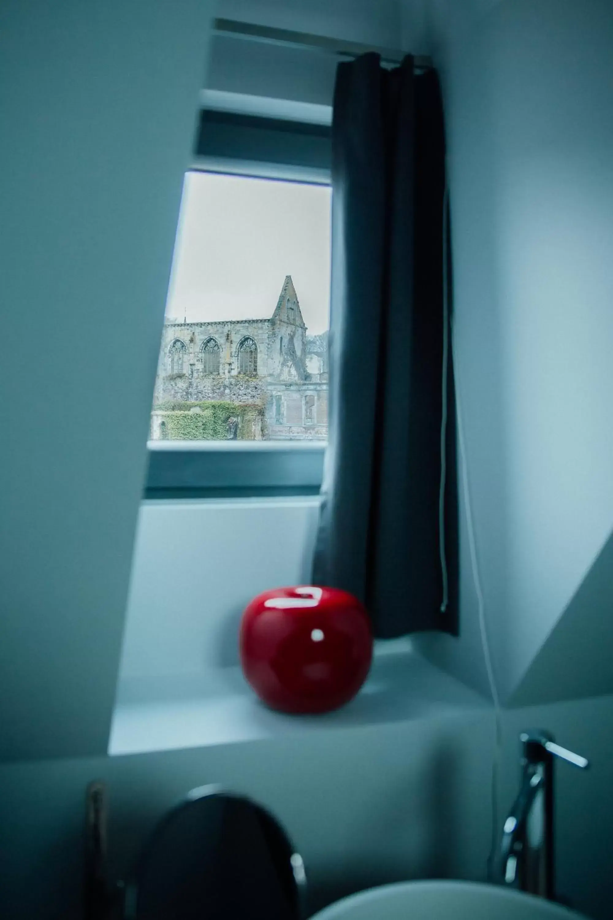 Quadruple Room with Private Bathroom in Auberge de l'Abbaye Quadruple Room with Private Bathroom in Auberge de l'Abbaye