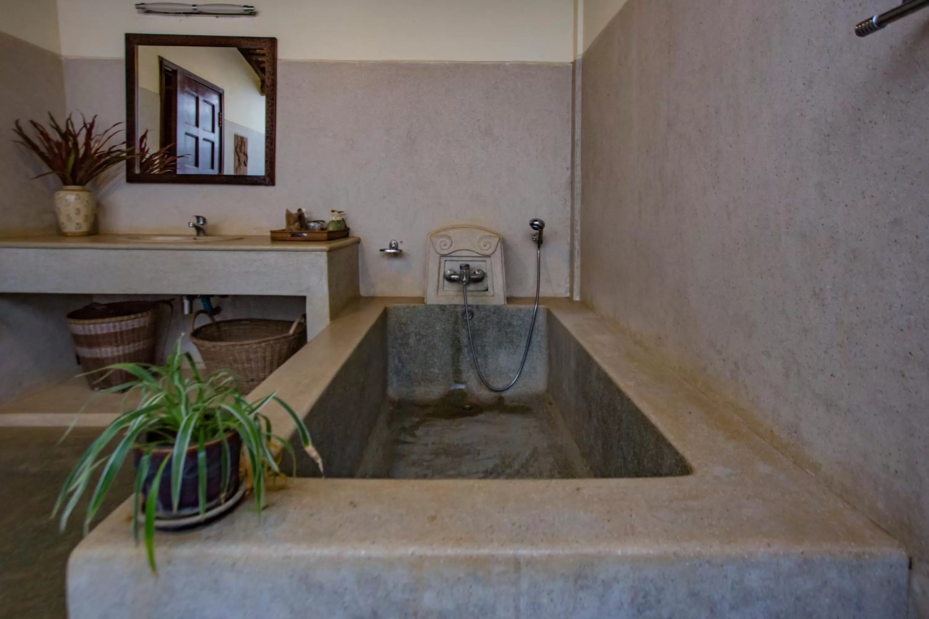 Bathroom in Terres Rouges Lodge