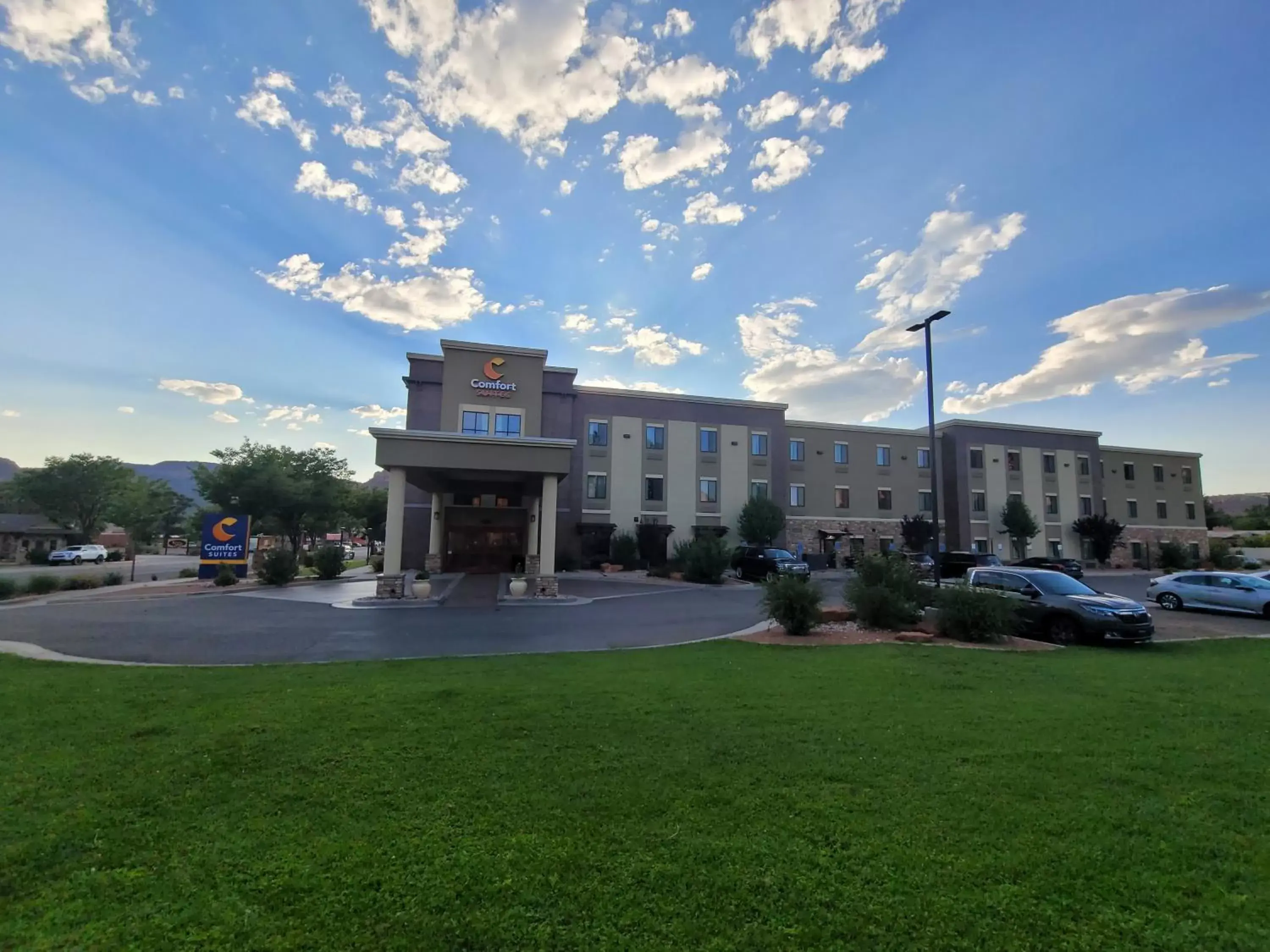 Property Building in Comfort Suites Kanab National Park Area