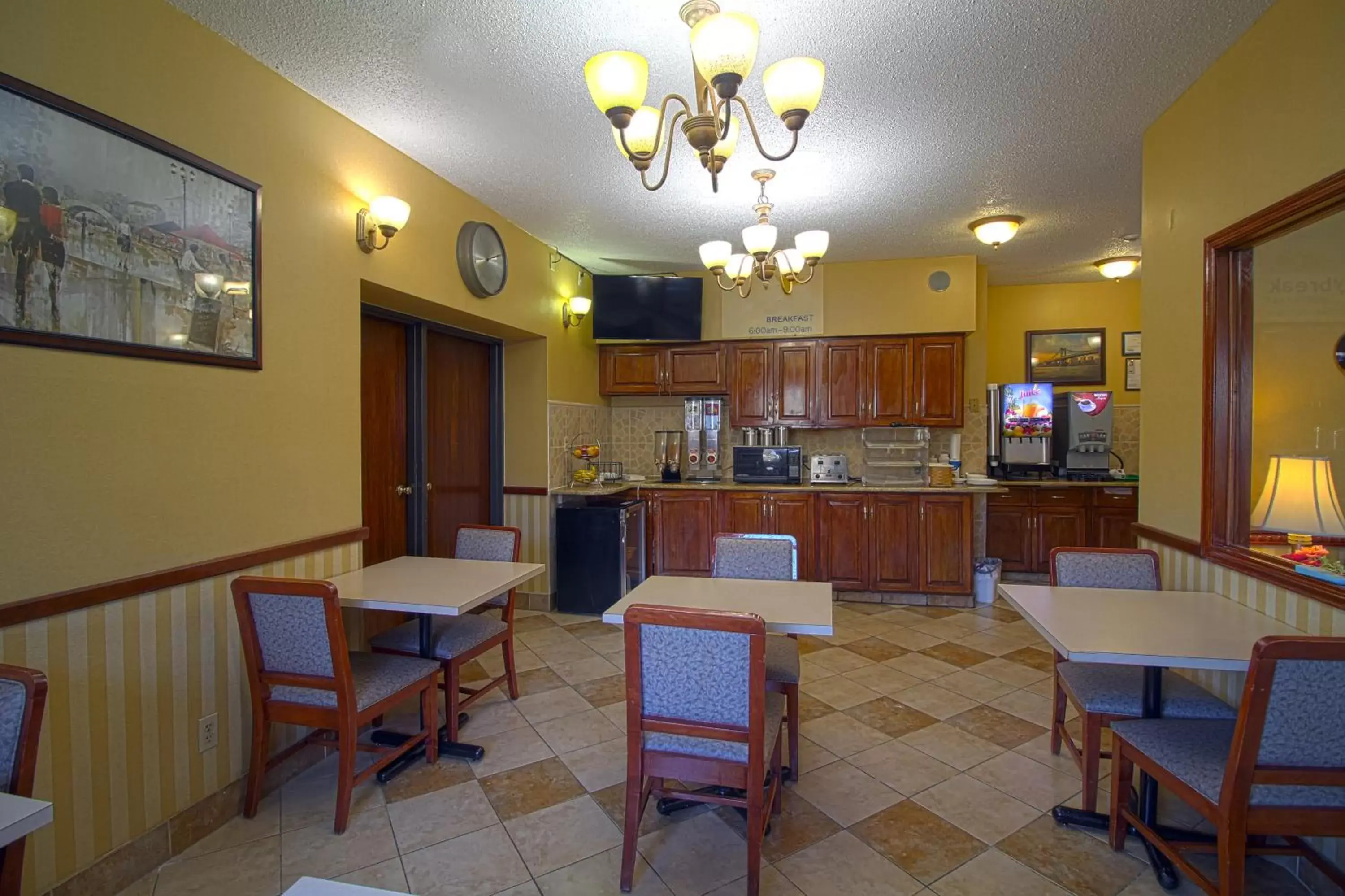 Breakfast, Restaurant/Places to Eat in Geneva Motel Inn