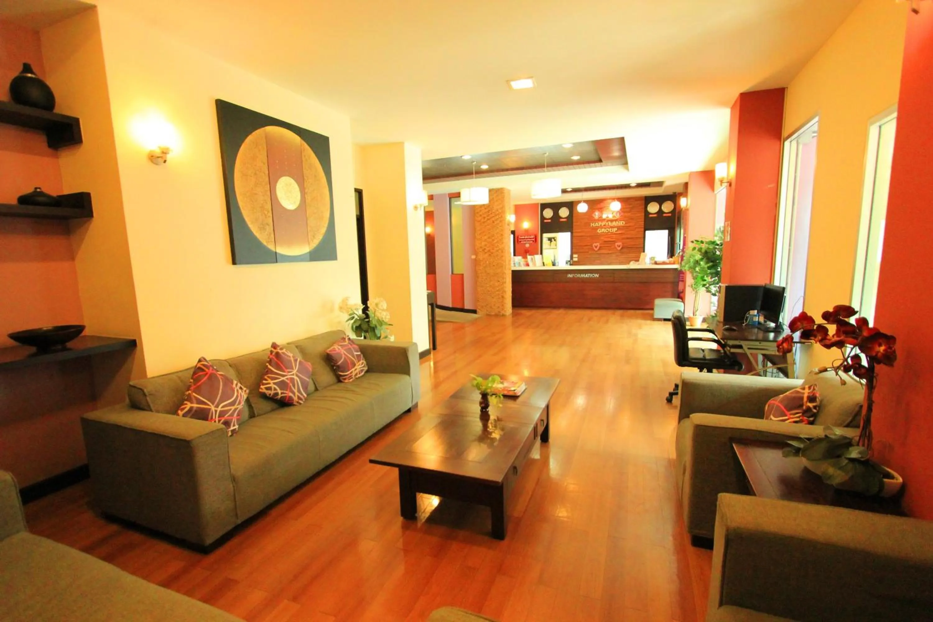 Lobby or reception in Happyland Mansion