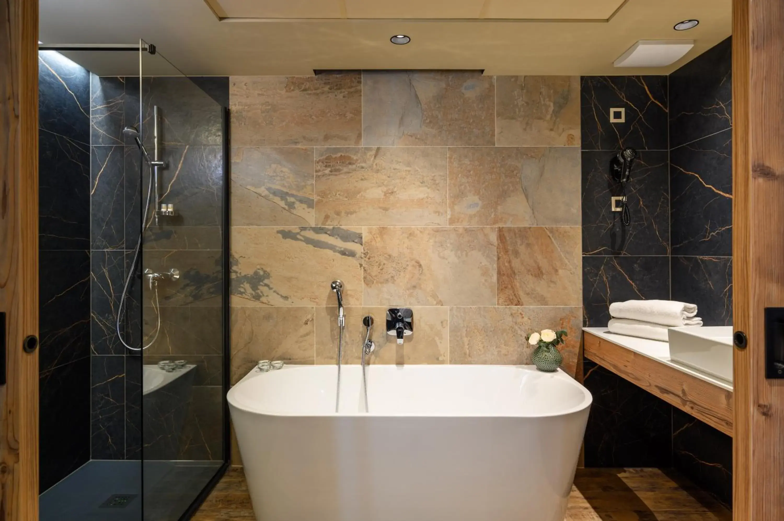 Bath, Bathroom in Postojna Cave Hotel Jama