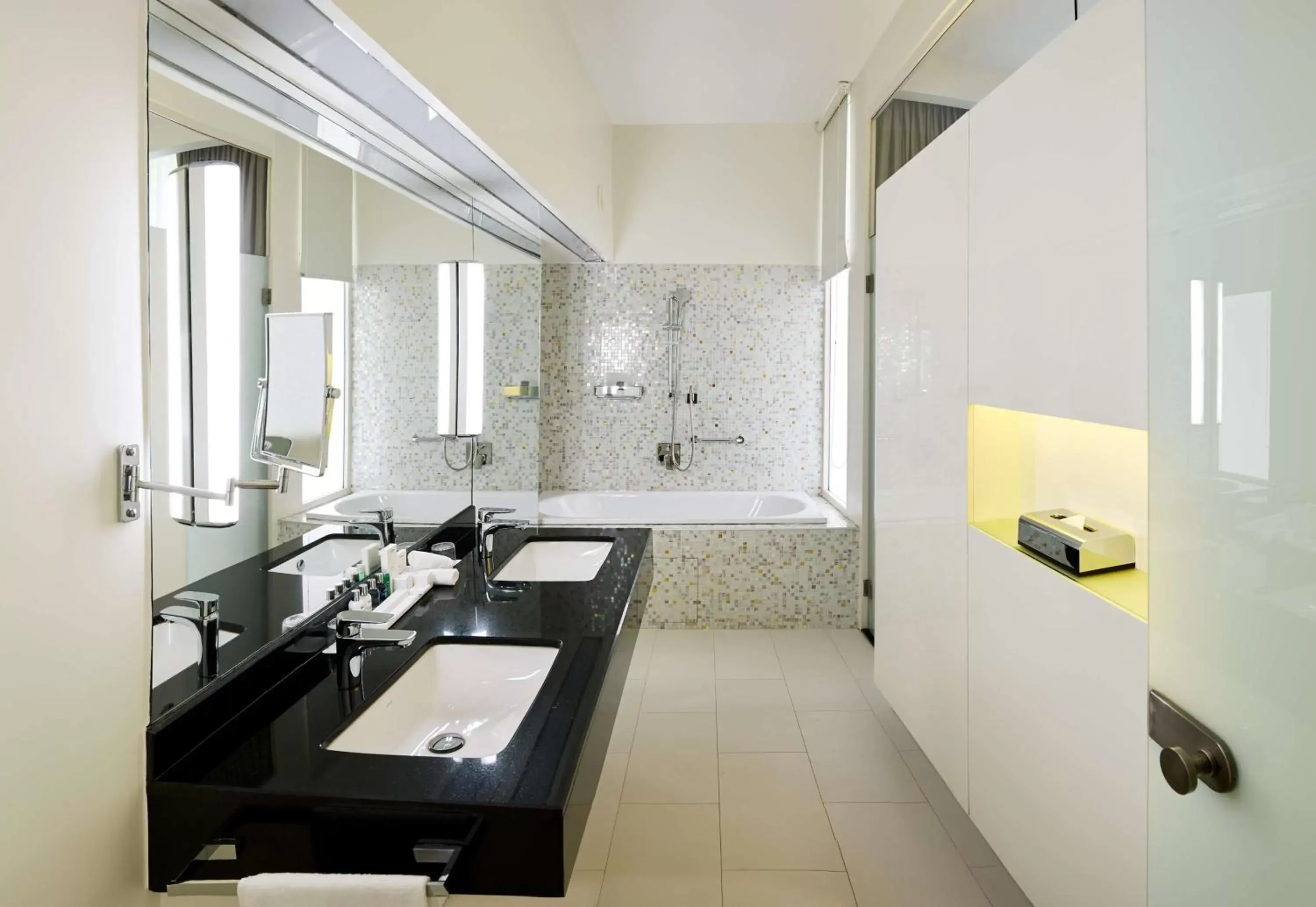 Bathroom, Kitchen/Kitchenette in Radisson Blu Hotel & Convention Centre Kigali